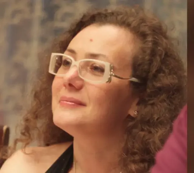 Марина Спивак