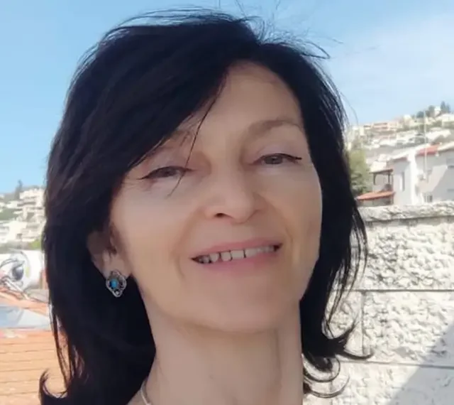 Натали Мошан