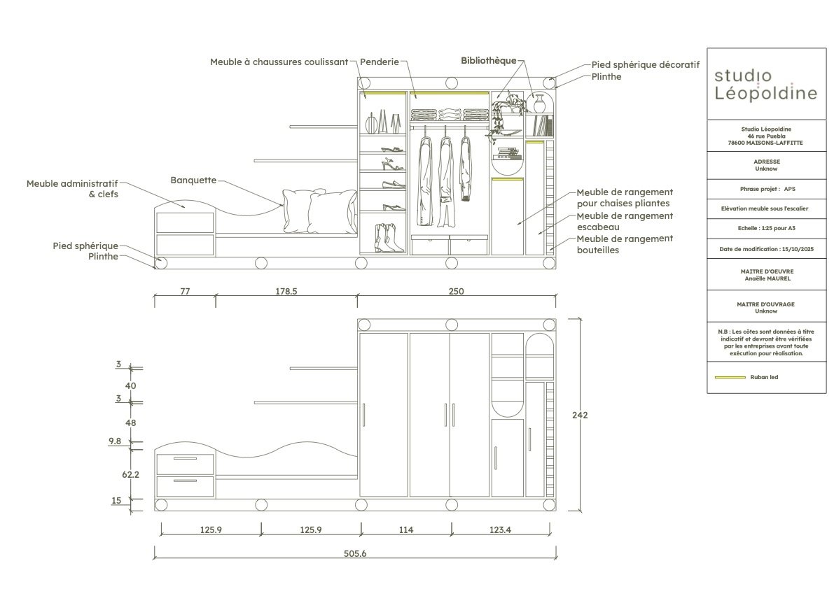 Plan de conception d'une chambre avec plusieurs meubles intégrés, tels qu'un lit, une penderie, une bibliothèque, et des espaces de rangement pour vêtements en plis et bouteilles, avec dimensions et annotations en français.