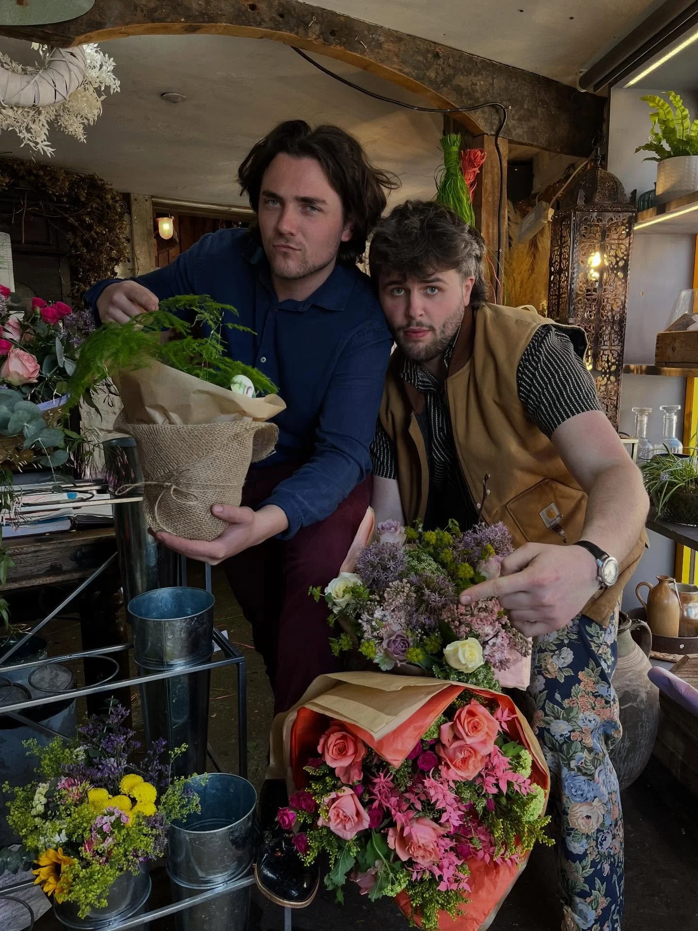 This is your reminder that Mother&rsquo;s Day is just 3 weeks away🌼 @the_yard_kitchen_ will be serving the tastiest roasts, accompanied by live music, bloody mary station &amp; board game! Secure your table now in the link in our bio. 

Want to get 