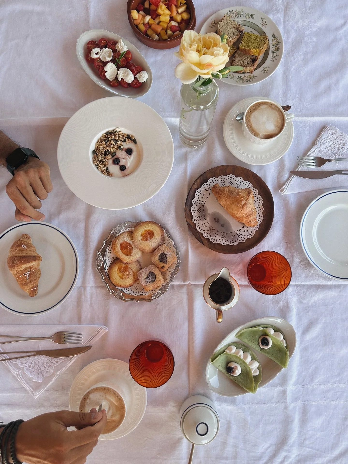 Every morning, from scratch ☕🤍
Because to feed someone with care
is already a way of loving them.
And you can taste the difference 

#casajanna #visititaly #lemarche #bestbreakfast #traveltoitaly