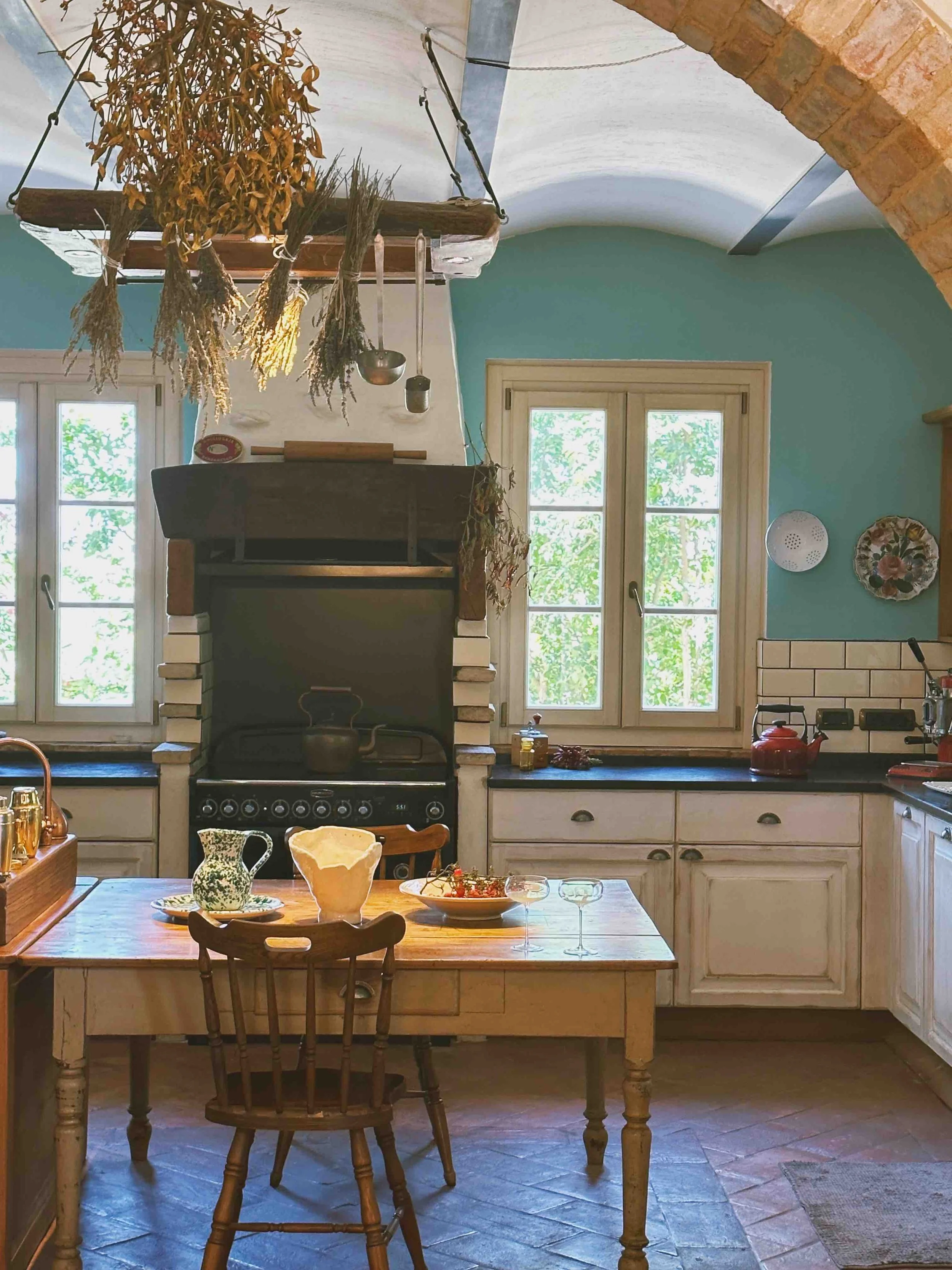 Cucina kitchen home restaurant Casa Janna in San Ginesio marche