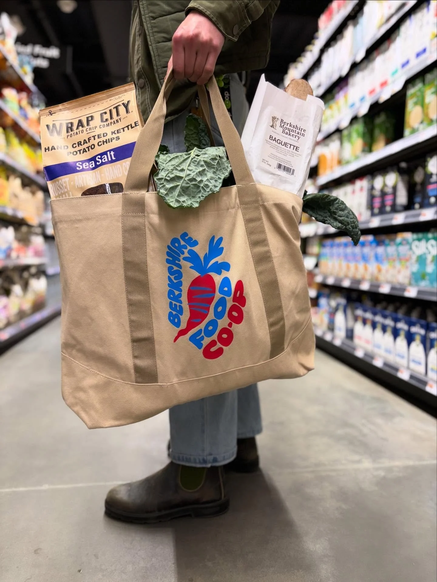 Went for groceries, came back with vibes ☁️✨🪩🙂&zwj;&harr;️