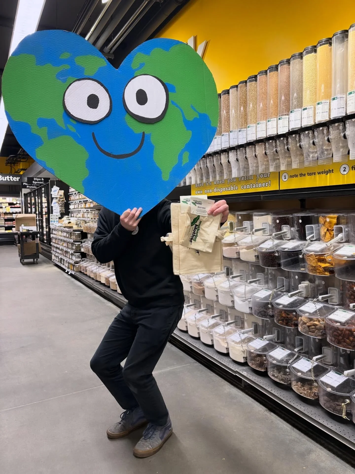 HAPPY EARTH DAY! 
💚🌎💙🌍🩵🌏💫
TODAY🌱FREE reusable Mothering Mother bulk bags for Earth Day! ✨ Swing by our bulk department, grab a bag, and fill it with your favorites 🙂 tare weight&rsquo;s already printed for easy checkout ✌️ How cool is that?!