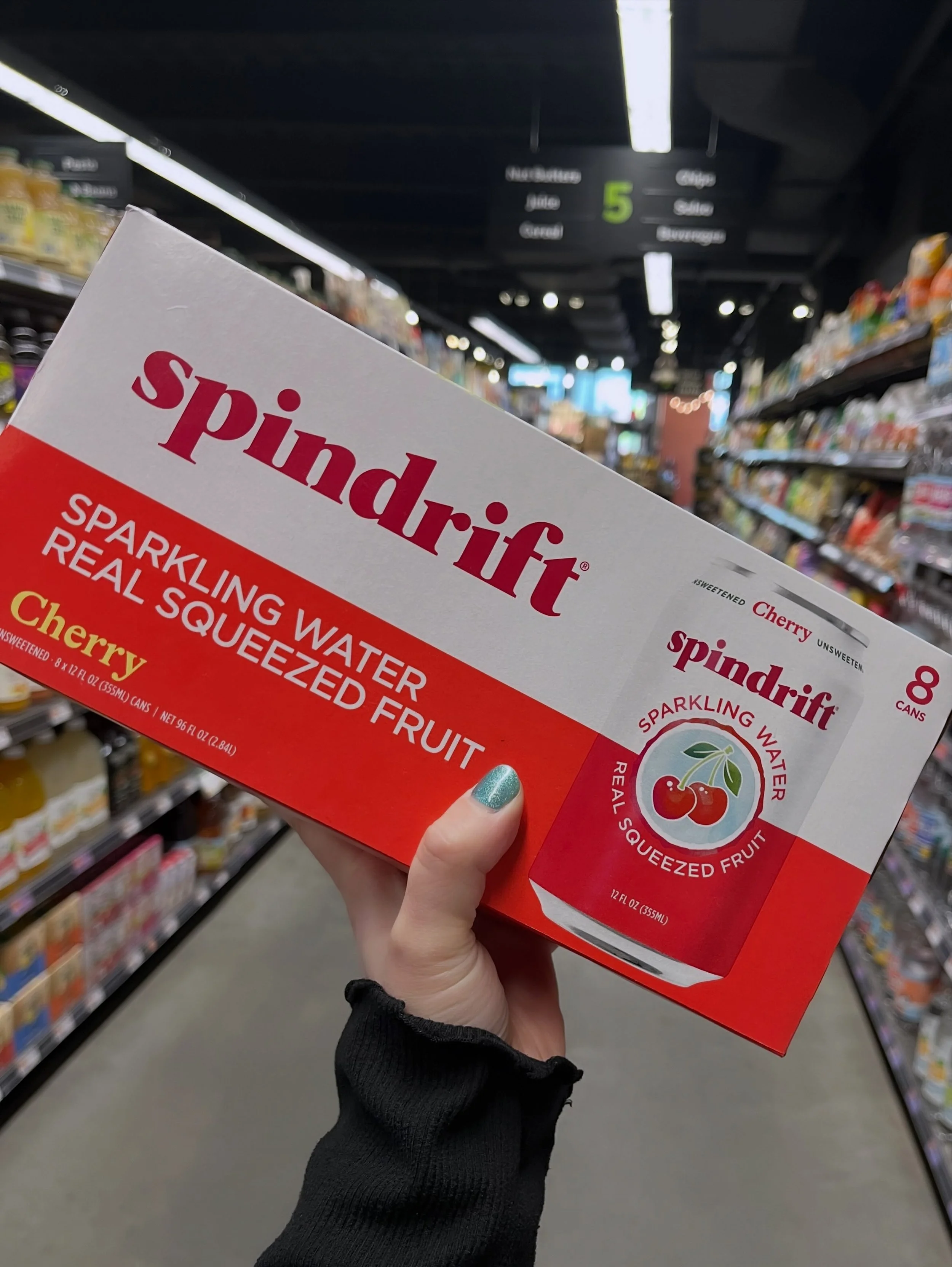 Does anyone else need a minimum of 3 different beverages at their desk in order to function? Because I definitely do. 

Drink #1? Something hydrating. New @drinkspindrift flavor alert! So refreshing. Available now in Aisle 5!

Drink #2? Something caf