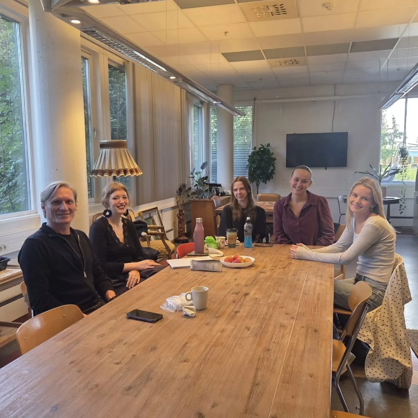 I g&aring;r hadde vi hyggelig bes&oslash;k p&aring; Startblokka! Disse studentene fra OsloMet skriver oppgave om sosialt arbeid! 🌟