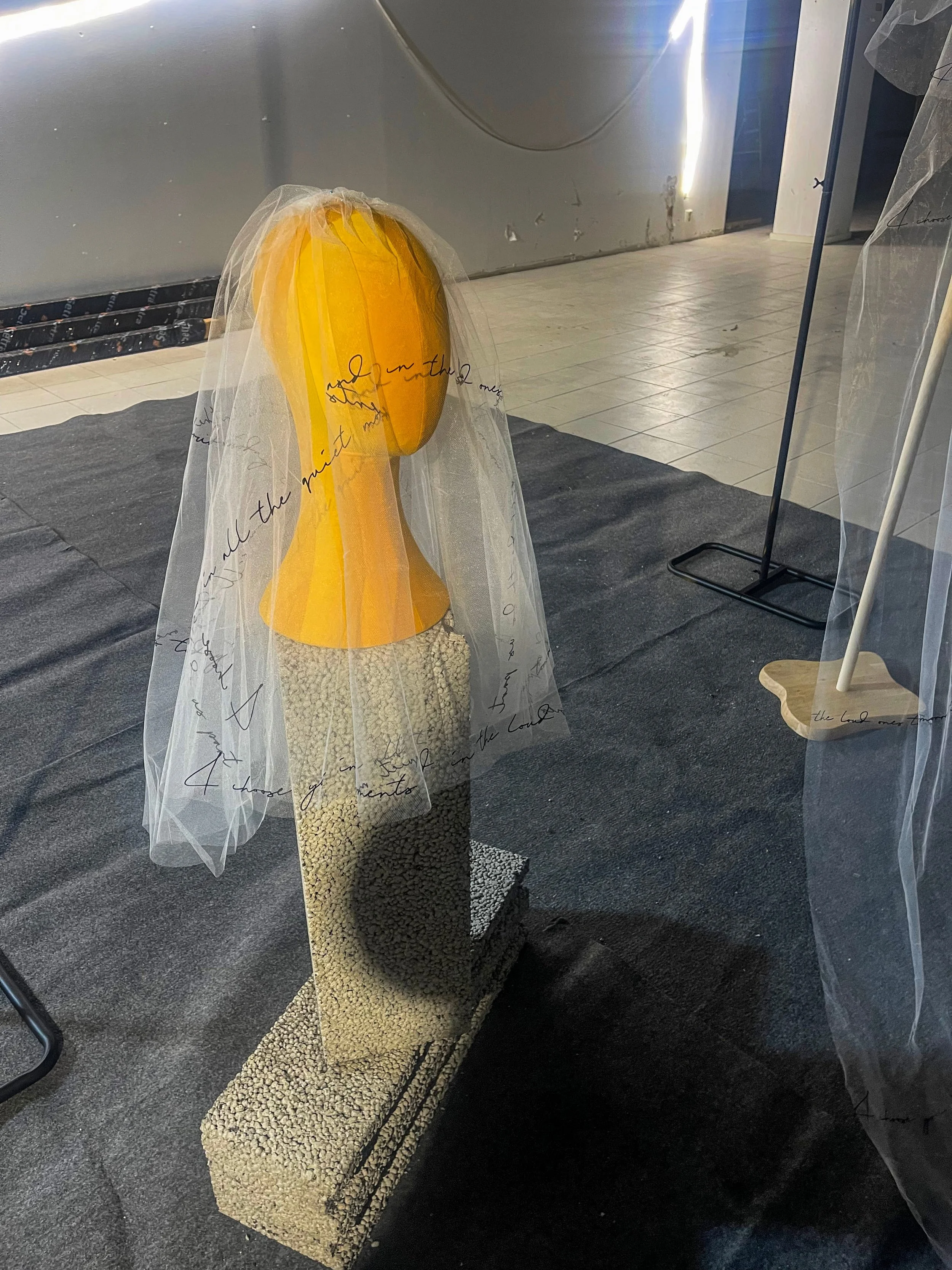 Fingertip veil w. blusher, In Ink