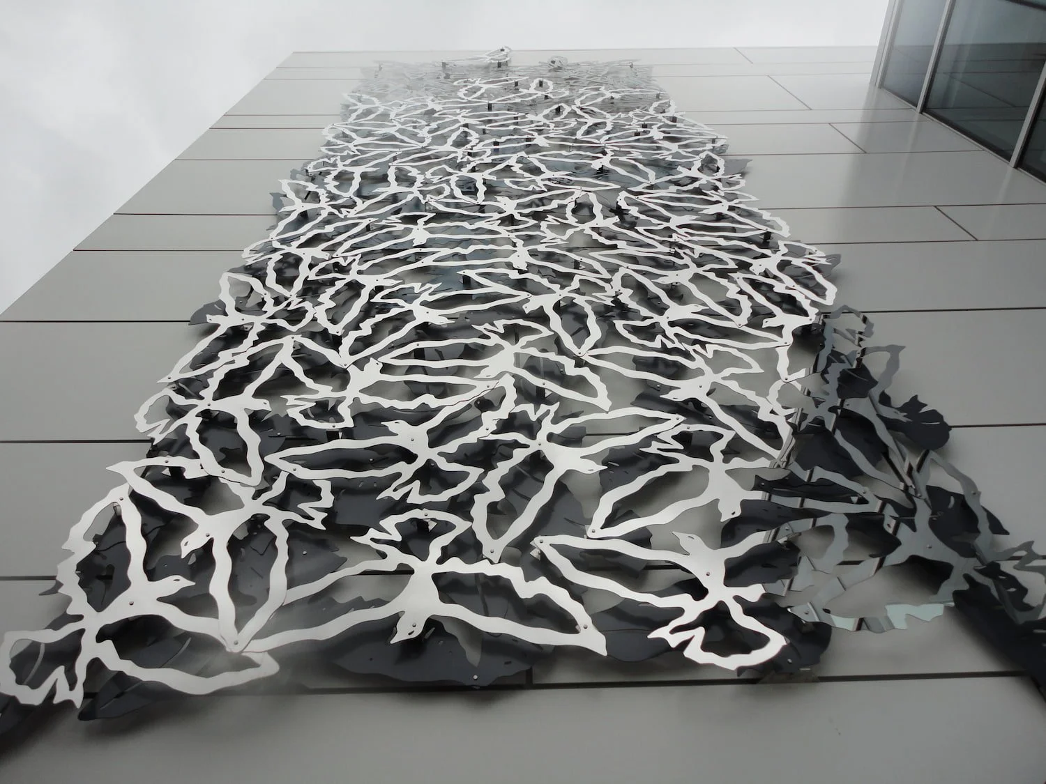 Hyac 1500_11 Detail 3 DimPds SQ.jpg