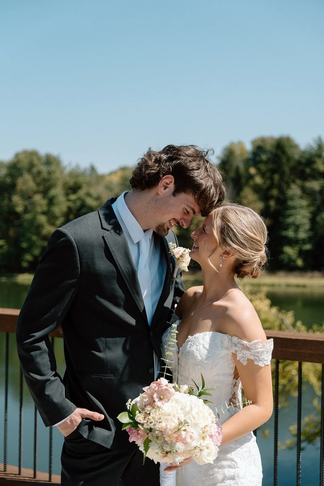 northwest-ohio-barn-style-wedding-6.jpg
