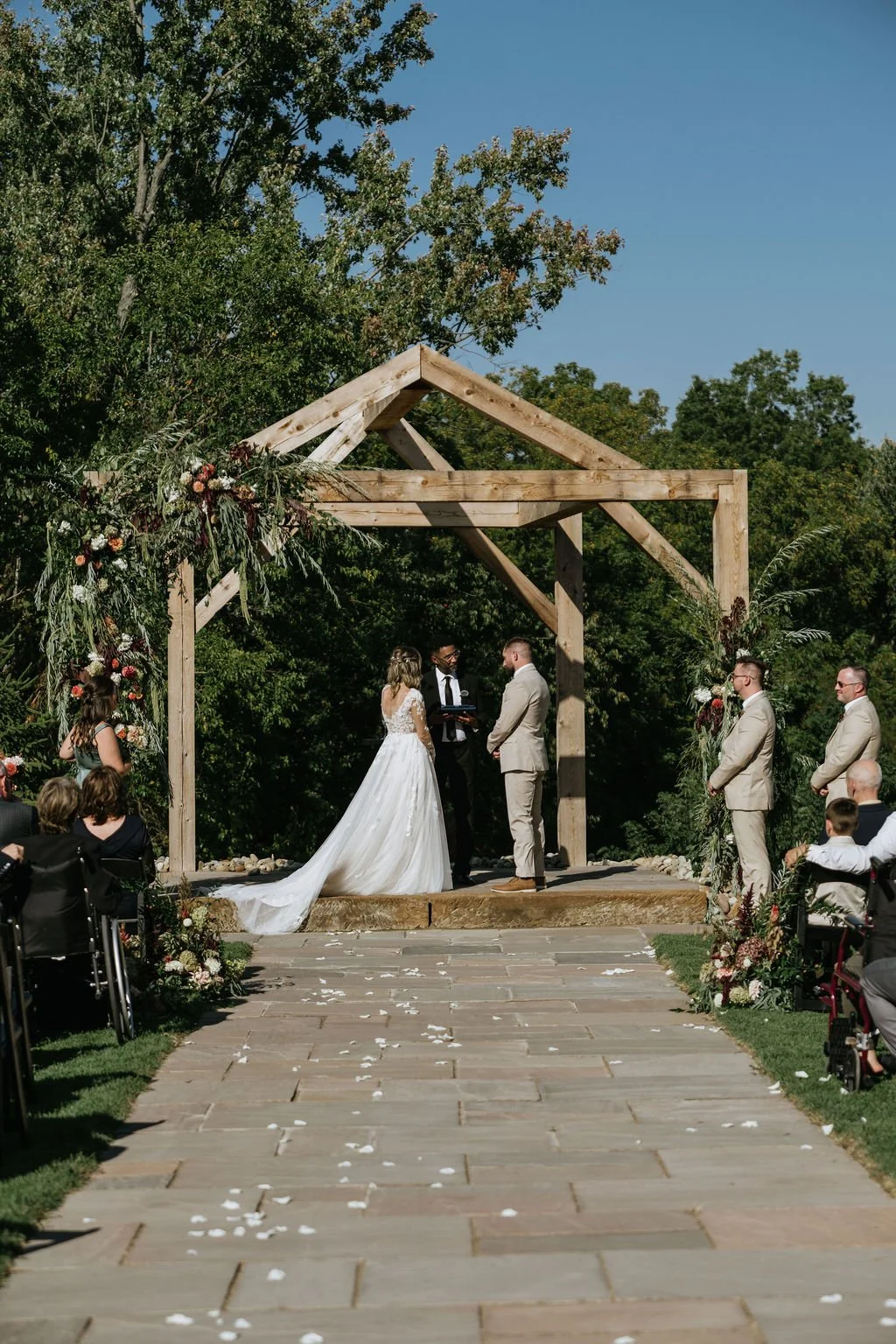 outdoor-ceremony-venue-ohio.jpg