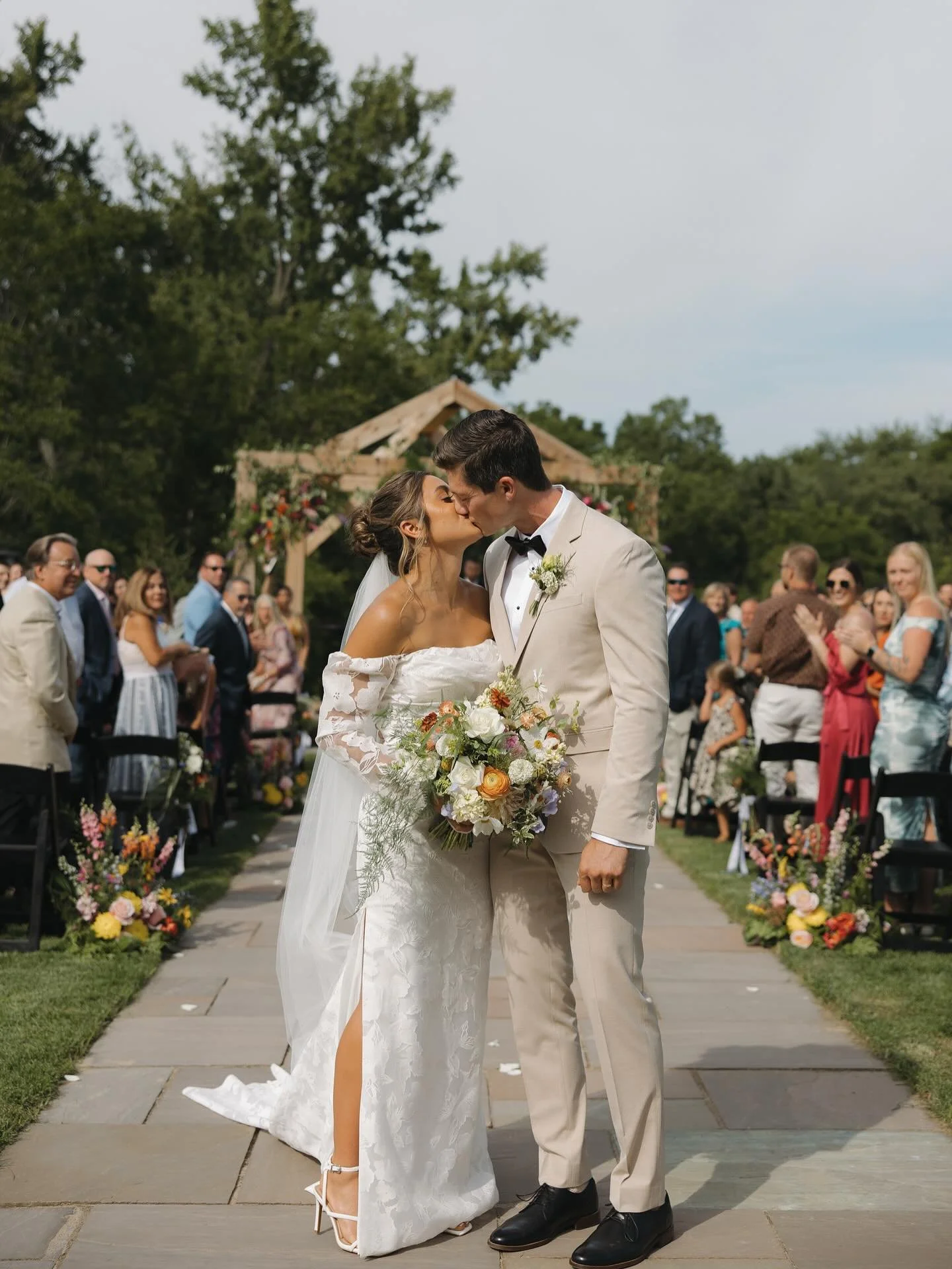 outdoor-lodge-wedding-northwest-ohio-3.jpg