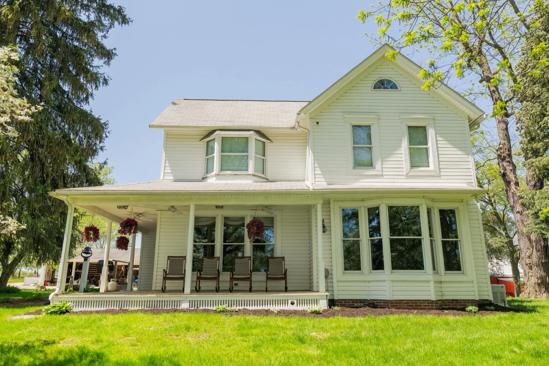 the-farmhouse-nature-valley-lodge-1.jpg