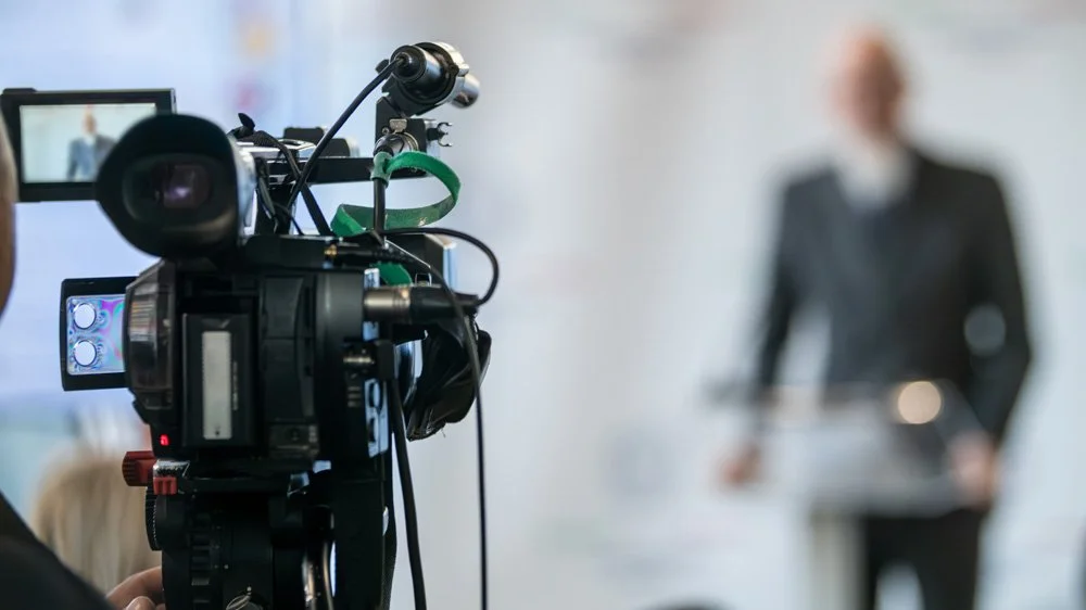 How to Run a Virtual or Hybrid Corporate Town Hall That Actually Works