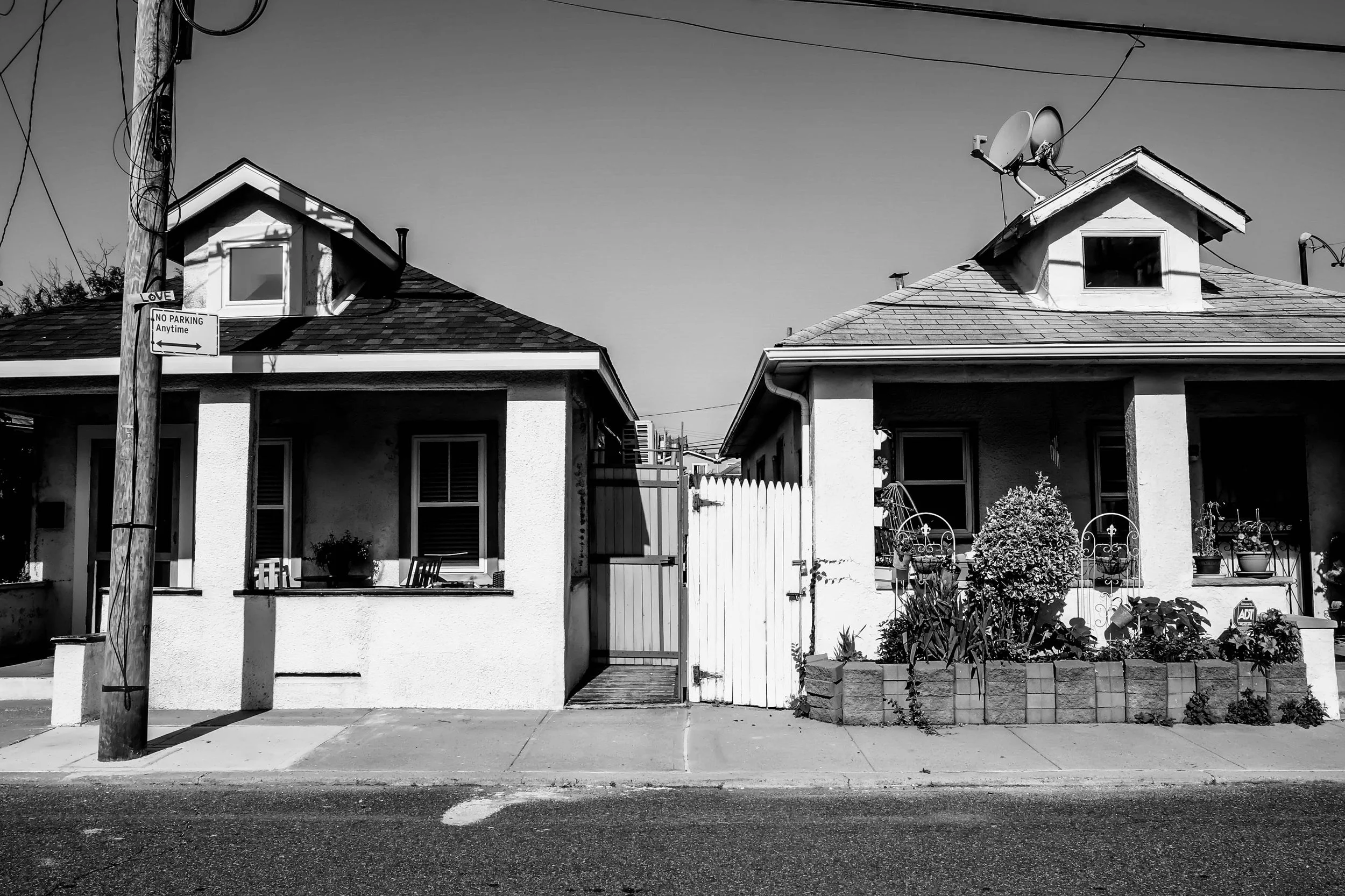 BUNGALOW-102821-1045_BW.jpg