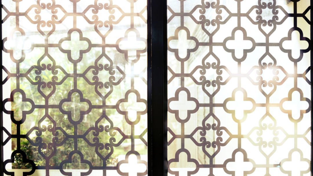 How Decorative Window Film Enhances Privacy Without Blocking Natural Light