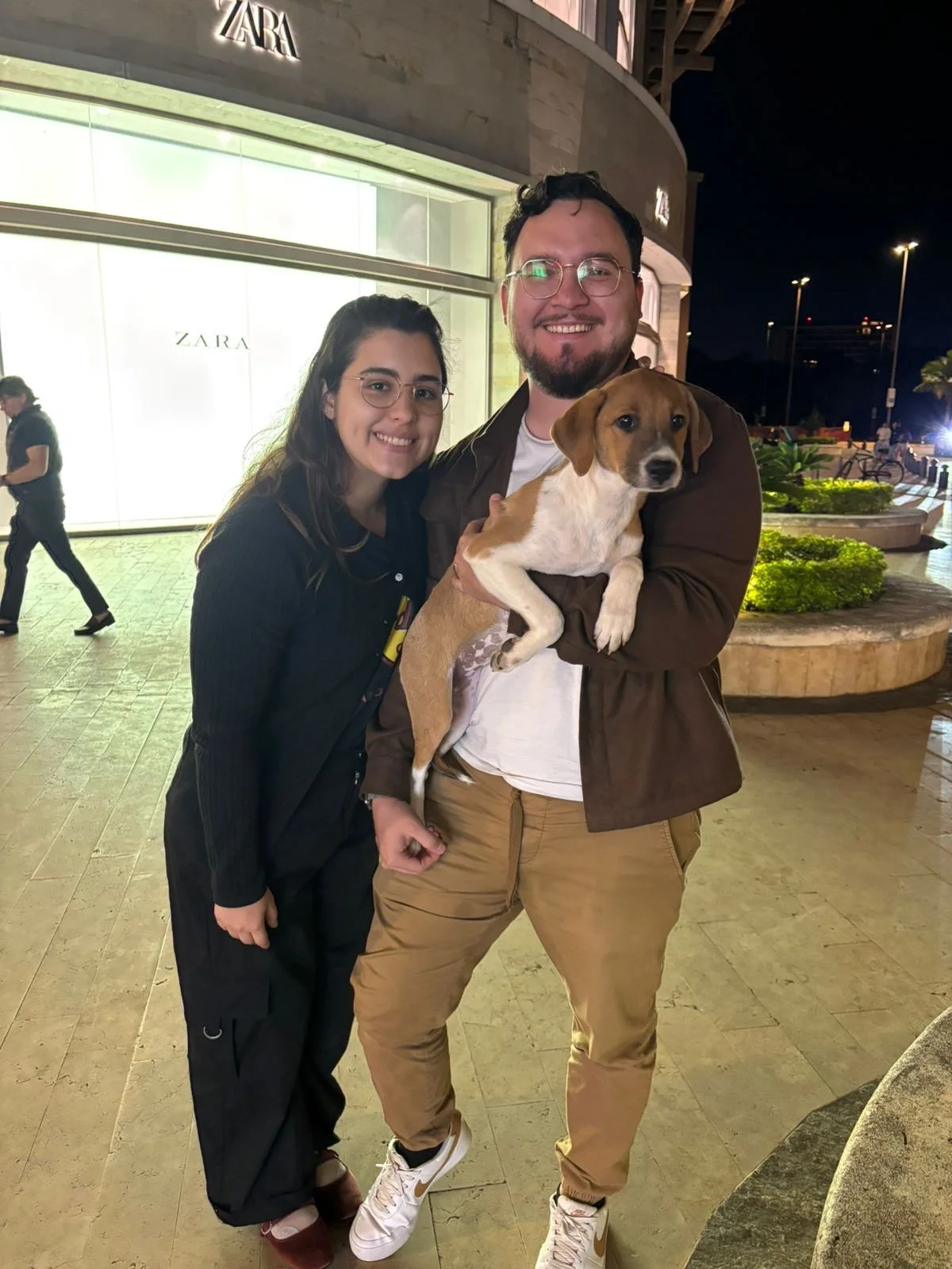 Caramelo now Maple meeing her new parents 