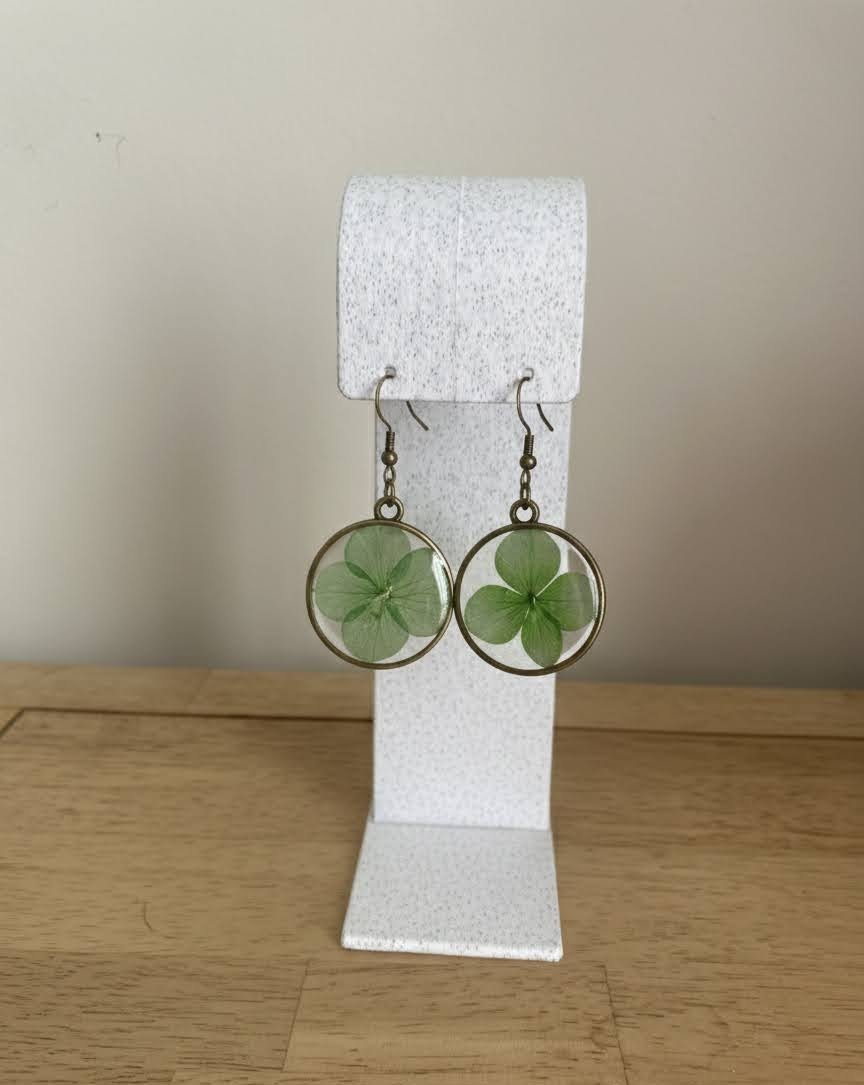 Green Floral Circle Drop - Feb 2026