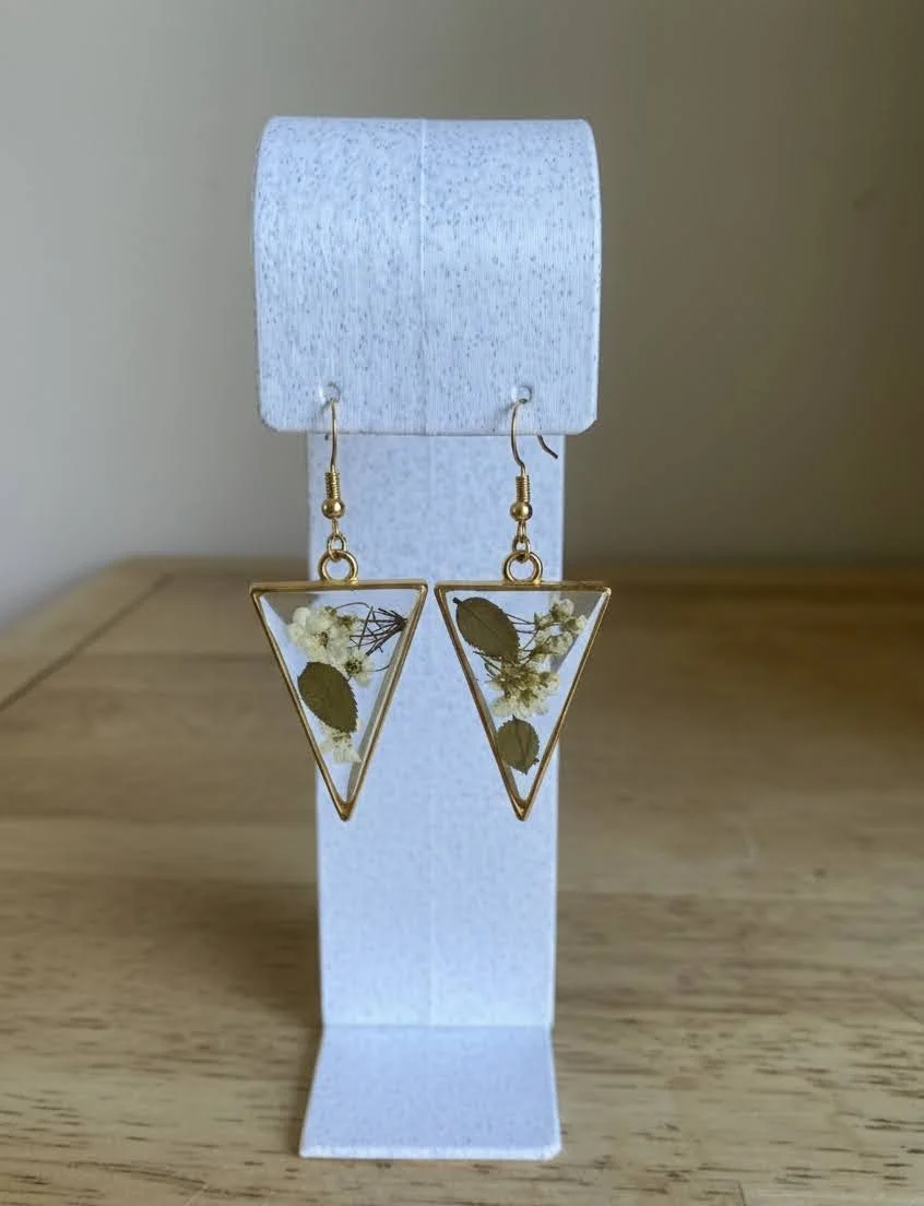 White Floral Triangle Drop - Jan 2026