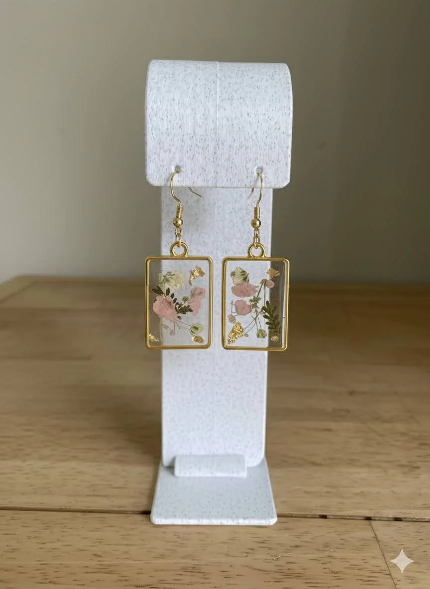 Light Pink & White Floral Rectangle Drop - Dec 2025