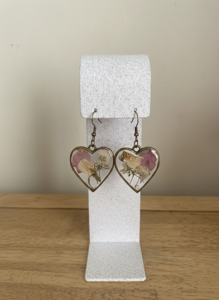 Pink & White Floral Heart Drop - Feb 2026