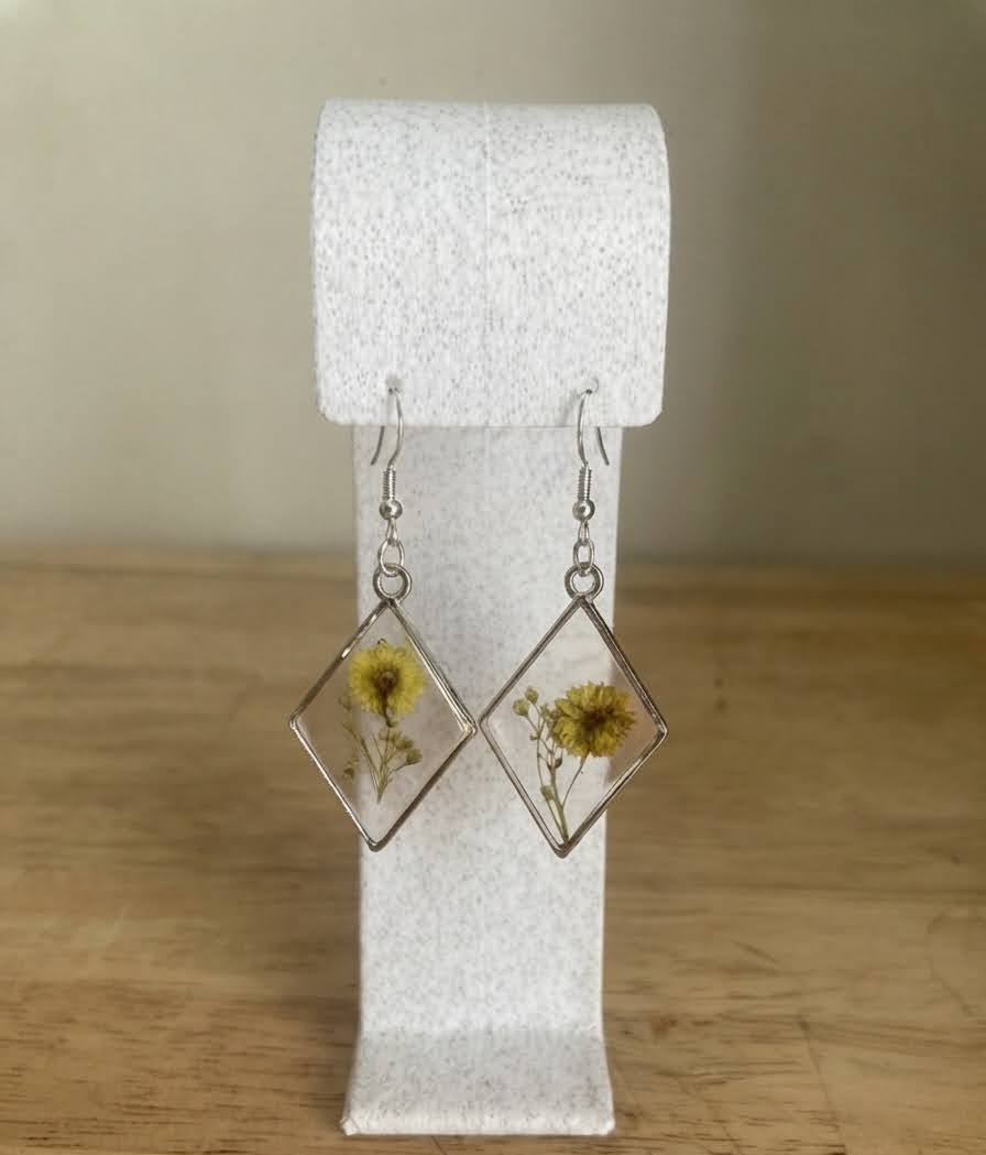 Yellow & Greenery Floral Diamond Drop - July 2026