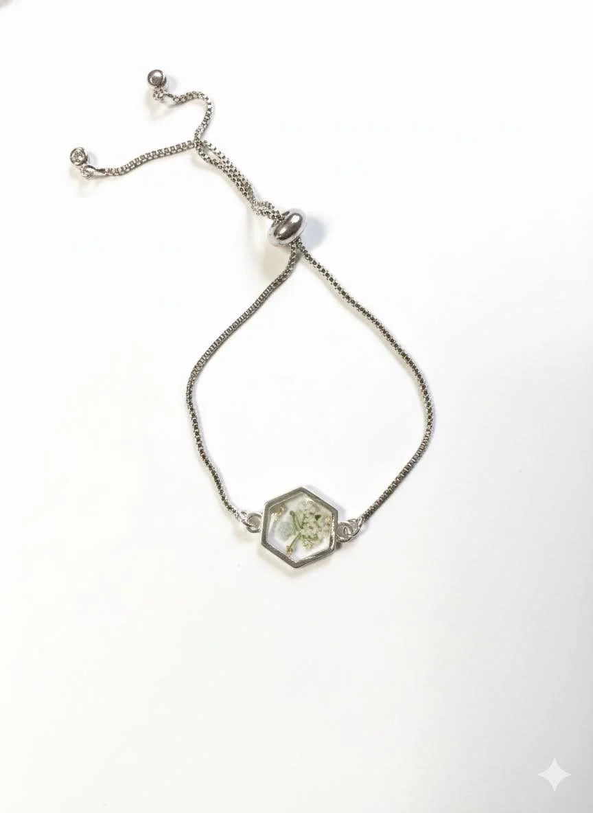 White Floral Slider Chain Bracelet