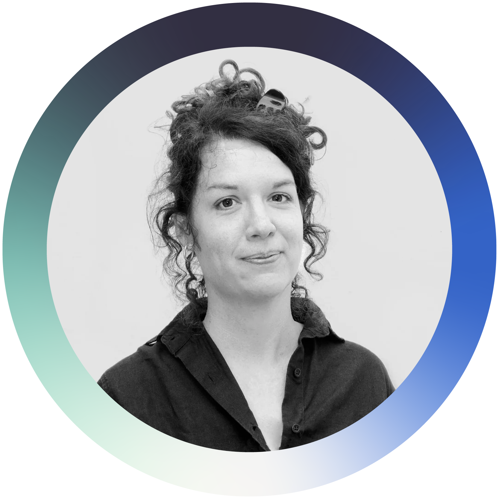 Portrait von Simone Vollenweider Grafikdesignerin und Beraterin