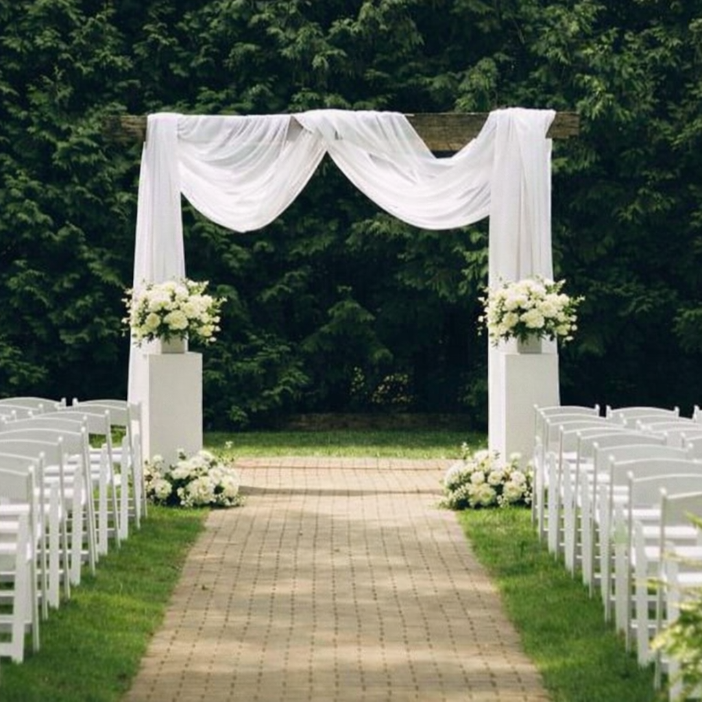 Wedding Florals with Plinths .png