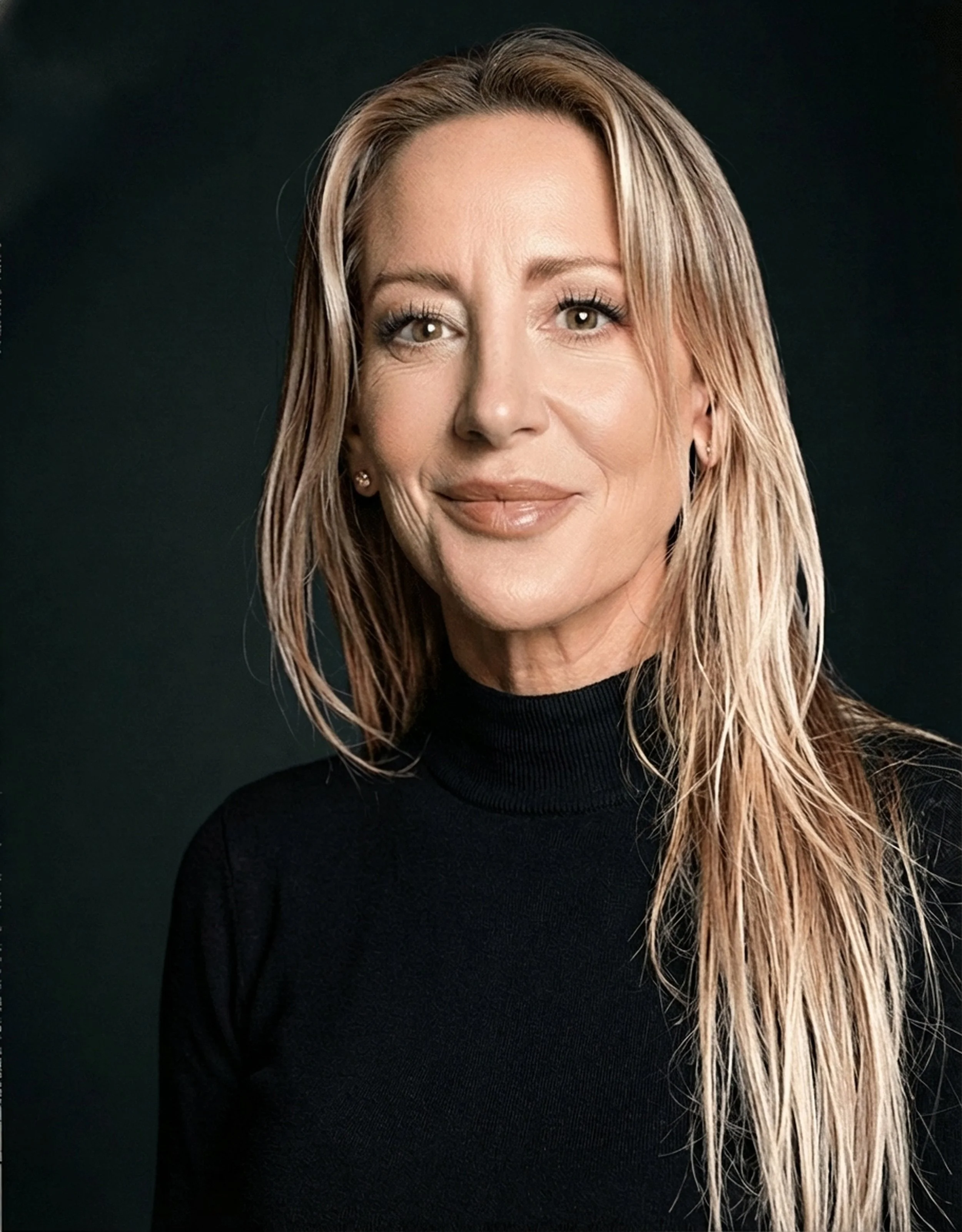 Professional headshot of Susan Pekich, Los Angeles real estate broker with The Beverly Hills Estates
