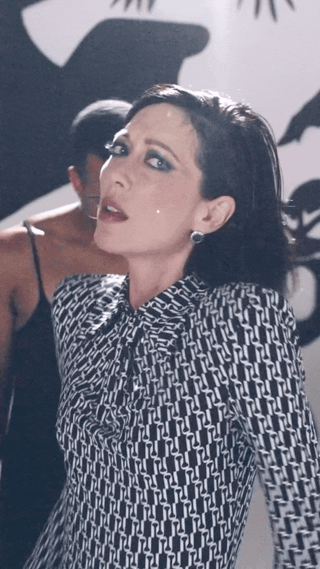 Bossi - Run Baby Run - Domenica Agostino Leibowitz 2.gif