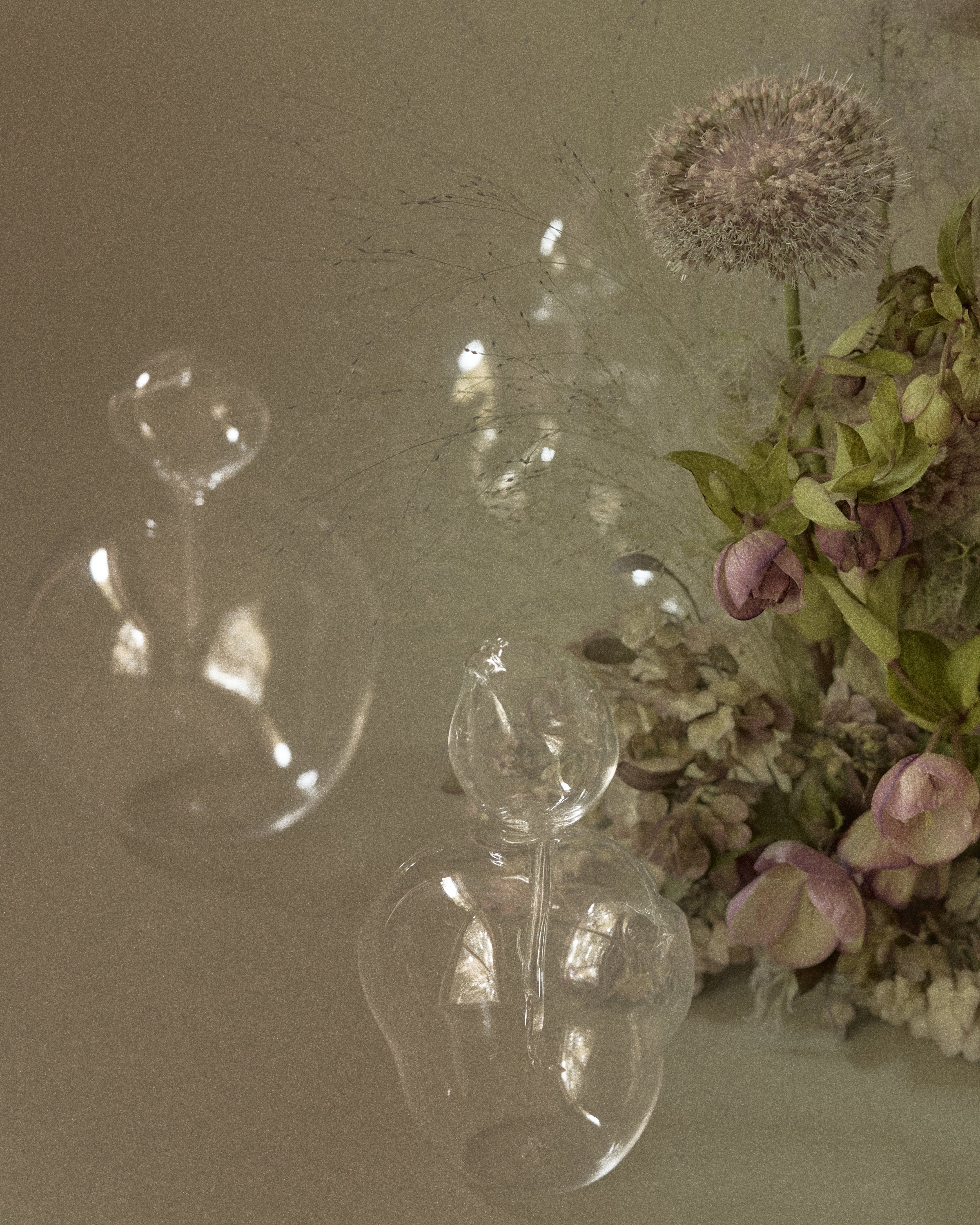 Domenica Agostino Leibowitz - Glass Objects & Florals 9.JPG
