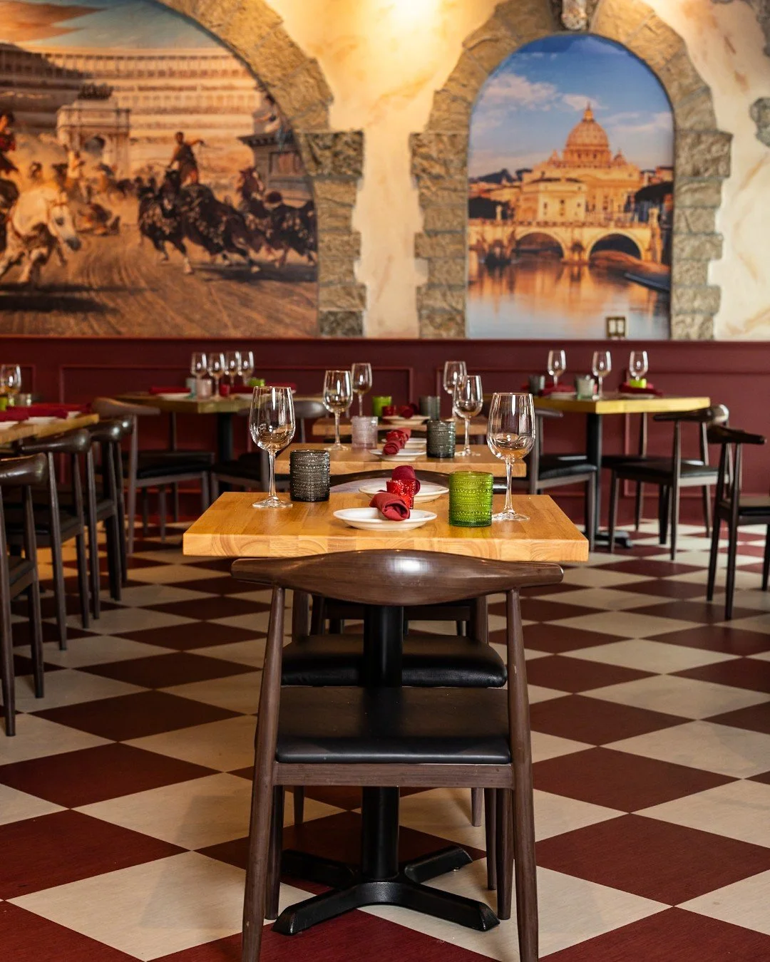 A cozy corner for Bay Park families and neighbors to share good food and great moments. ❤️✨