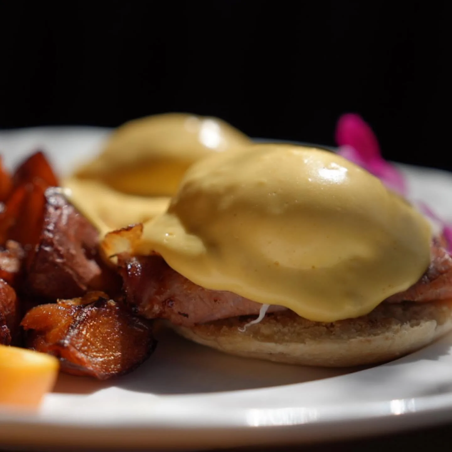 Spring forward into Romanella Brunch. Survive the loss of an hour with our new brunch menu and live music with @mrbobbytunes. 

Brunch is on in Bay Park.