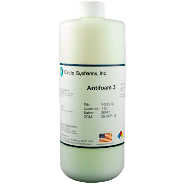 Botella de líquido químico llamado Antifoam 3, con etiqueta que indica la marca 'Circle Systems, Inc.' y contiene información del producto y un logo de Estados Unidos y de una bandera de arcoíris.