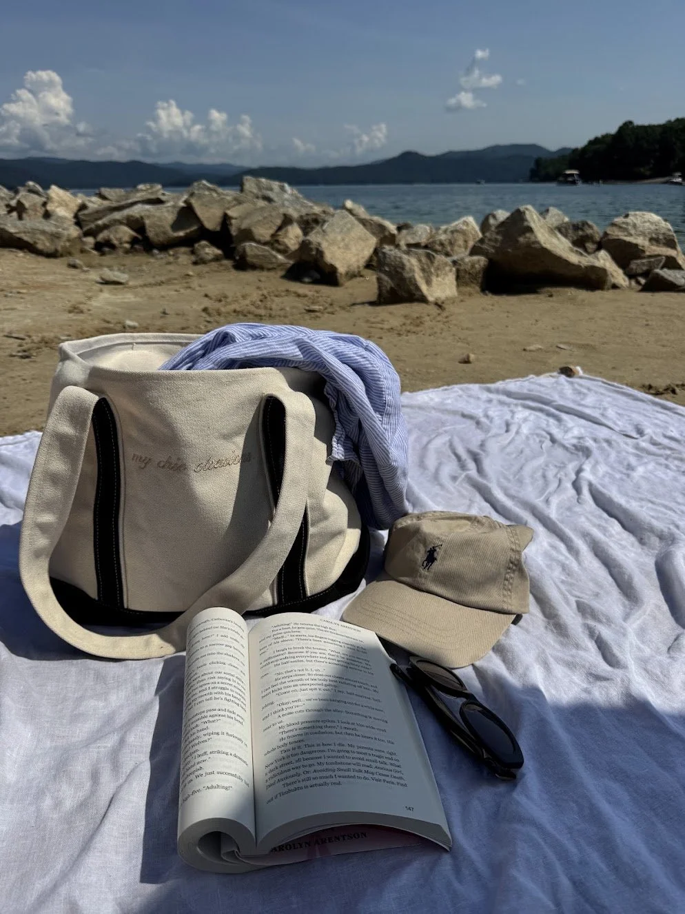 lake day aesthetic 19.jpg