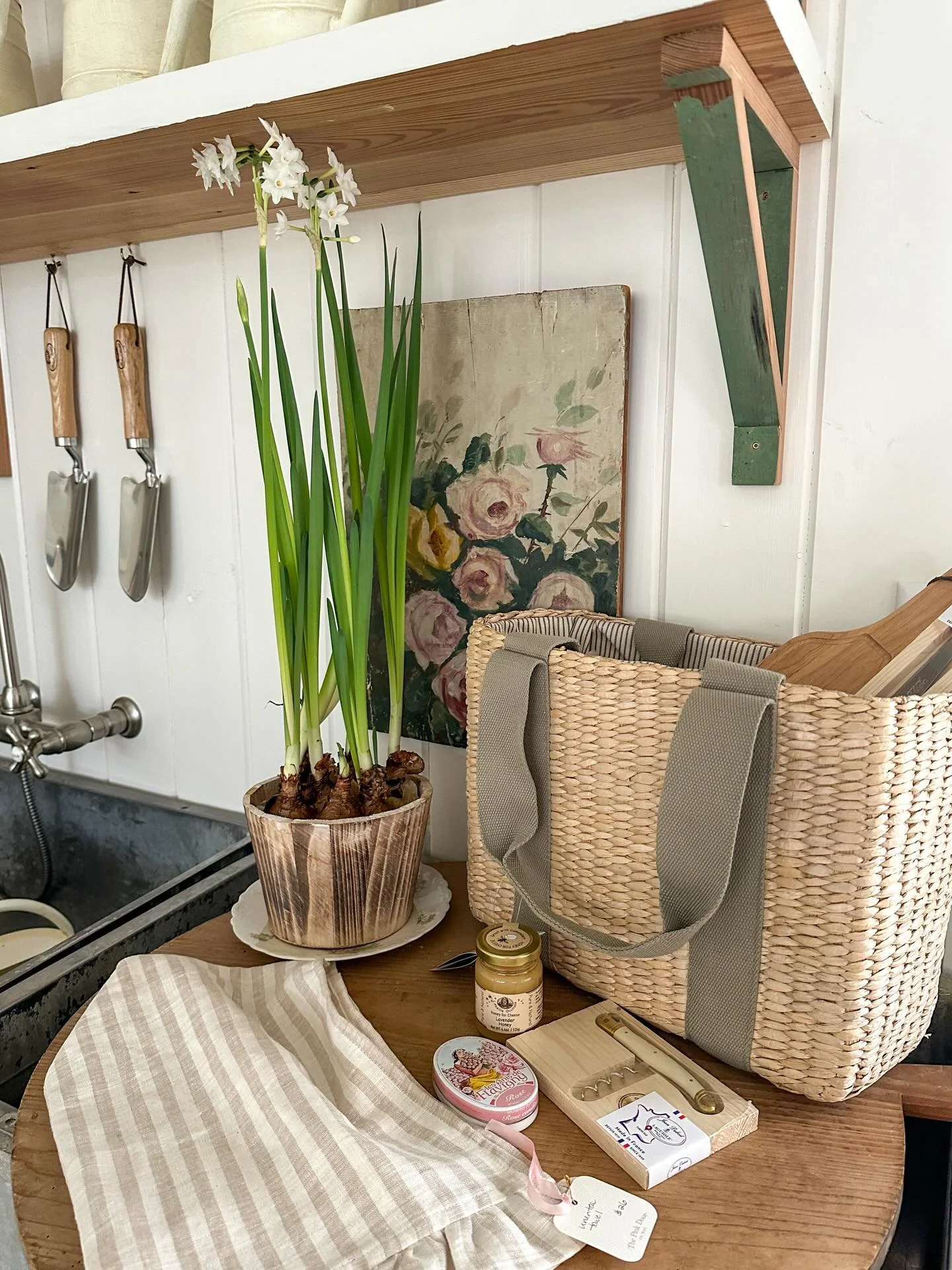 For picnics in Provence&hellip; or Burton, Texas. Perfect gift for a special couple or your next date! 🍓🍯🧀