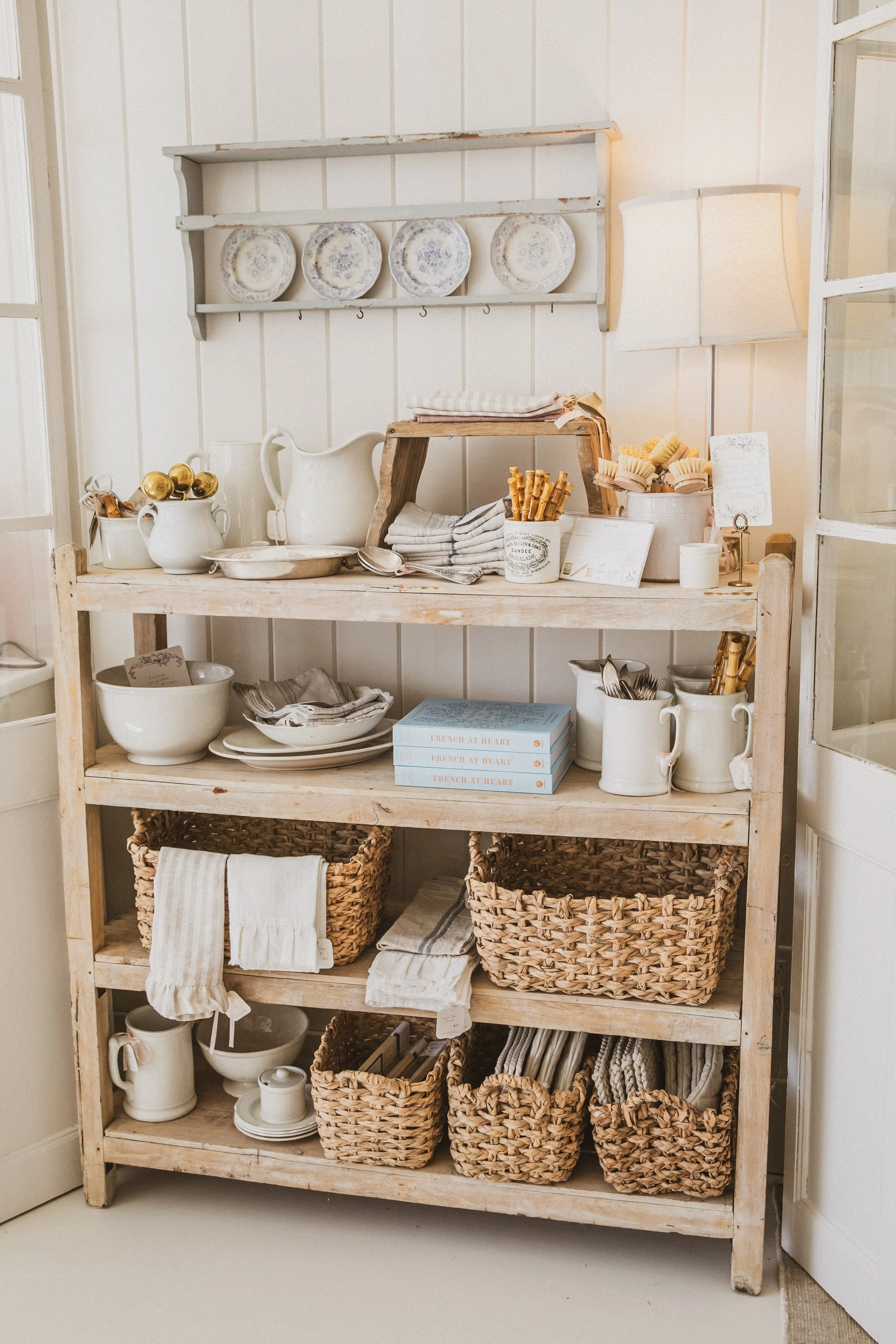 antiques-kitchen-burton-texas