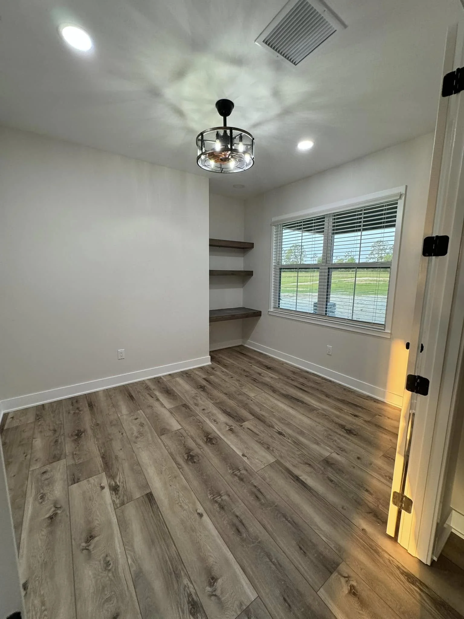 Home Office with built ins