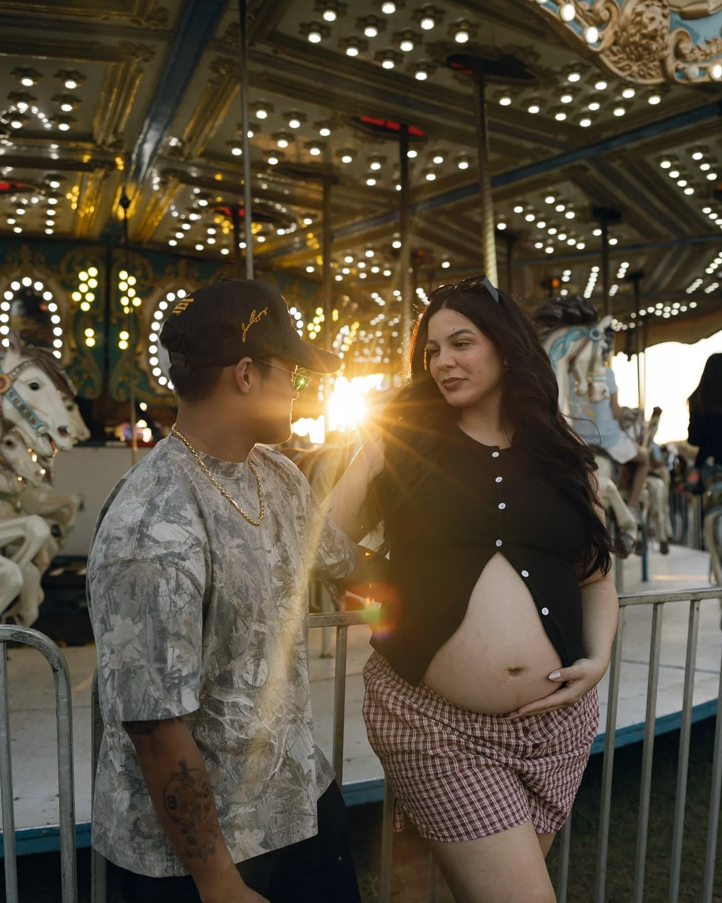 Savannah + Khan 🎡🎟️🎠
Happy October friends! My favorite season is upon us. Thank you to my couples who came out to my mini sessions at the fair. It was SO MUCH FUN!! Till next year.