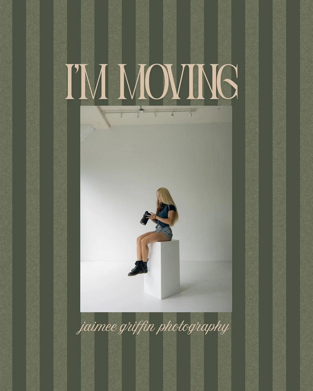 I&rsquo;M MOVING!!!!
In March 2026, I will be moving from Georgia &rarr; Oregon.
With that being said, I will still be taking a limited number of shoots in + around Georgia in 2026 / 2027. I have weddings booked all next year, as well as a few in 202