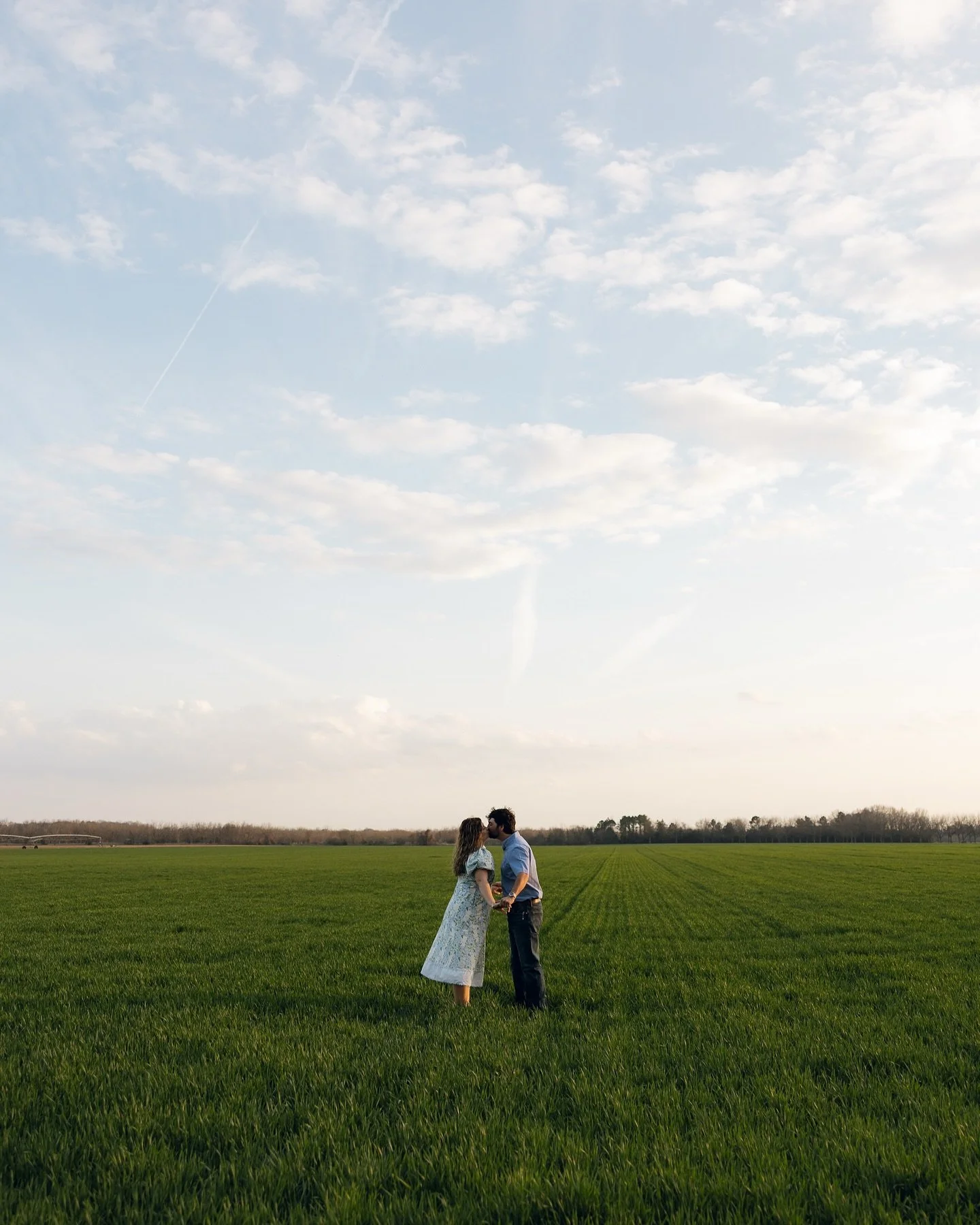 Haylie + Foy 🌞
Some photos to welcome warmer days!! Happy first day of spring 🌷
&amp; happy anniversary to these two 🤍