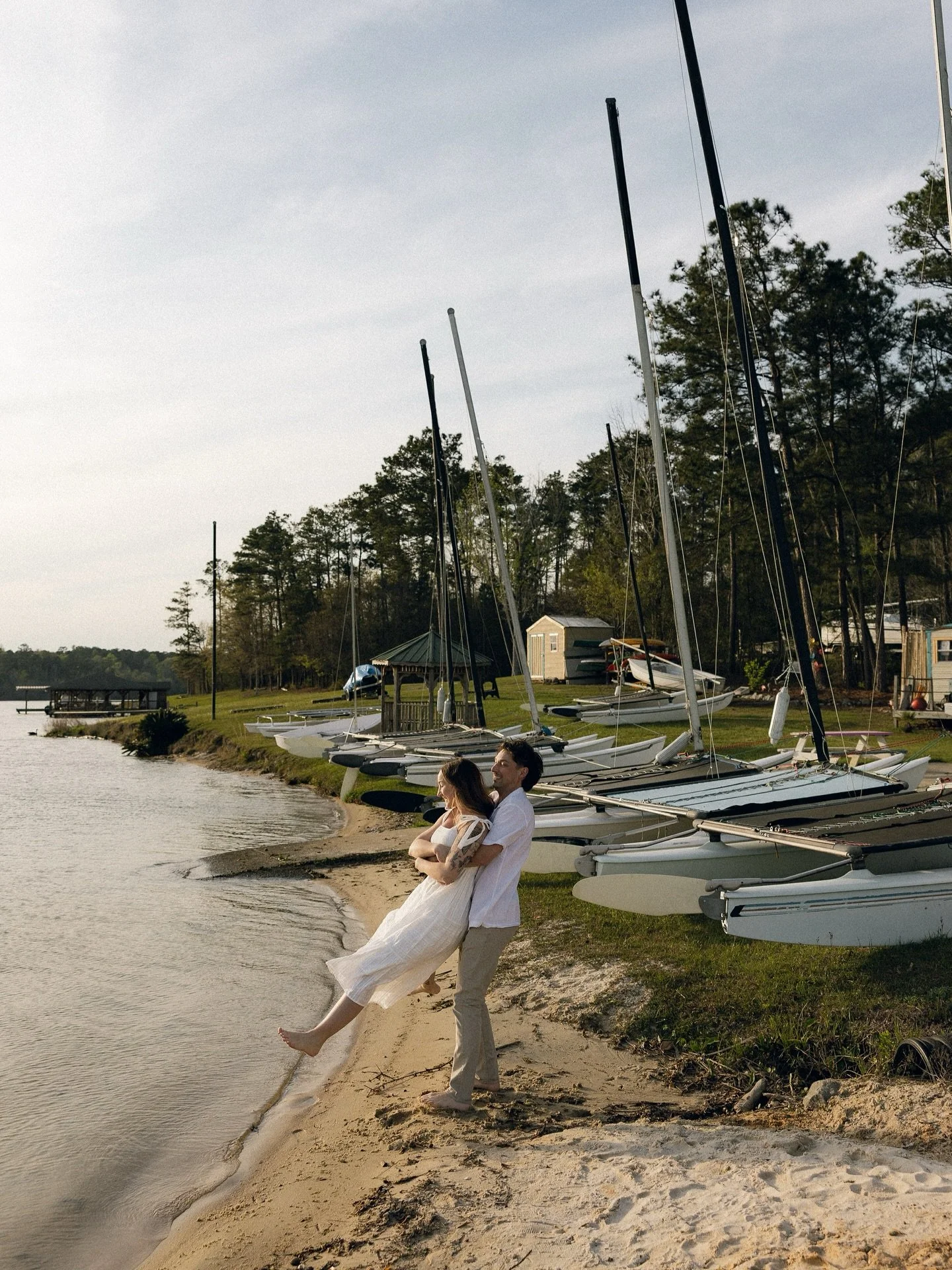 Haleigh + Sj ⛵️
At the lake with these guys!!!! So fortunate to have known both Haleigh and Sj for years, and to have watched their relationship grow. I AM SO EXCITED for you guys!
(Yes, I posted the feet pics Haleigh sorry)