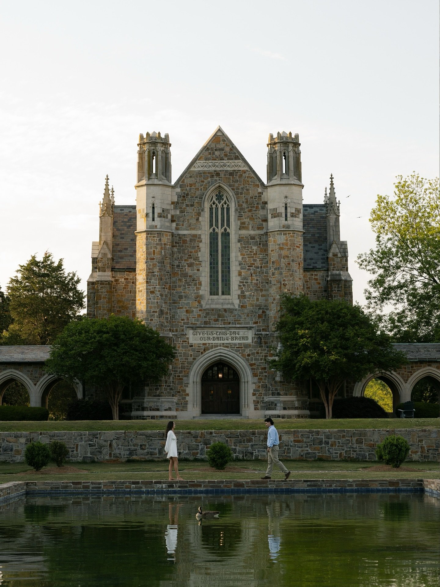 Annabelle + Pablo 💍
Magic at one of my bucketlist photo locations!! Berry college is truly so beautiful! After photographing Annabelle + Pablo&rsquo;s private elopement last year, it was so special to be able to take their official engagement photos