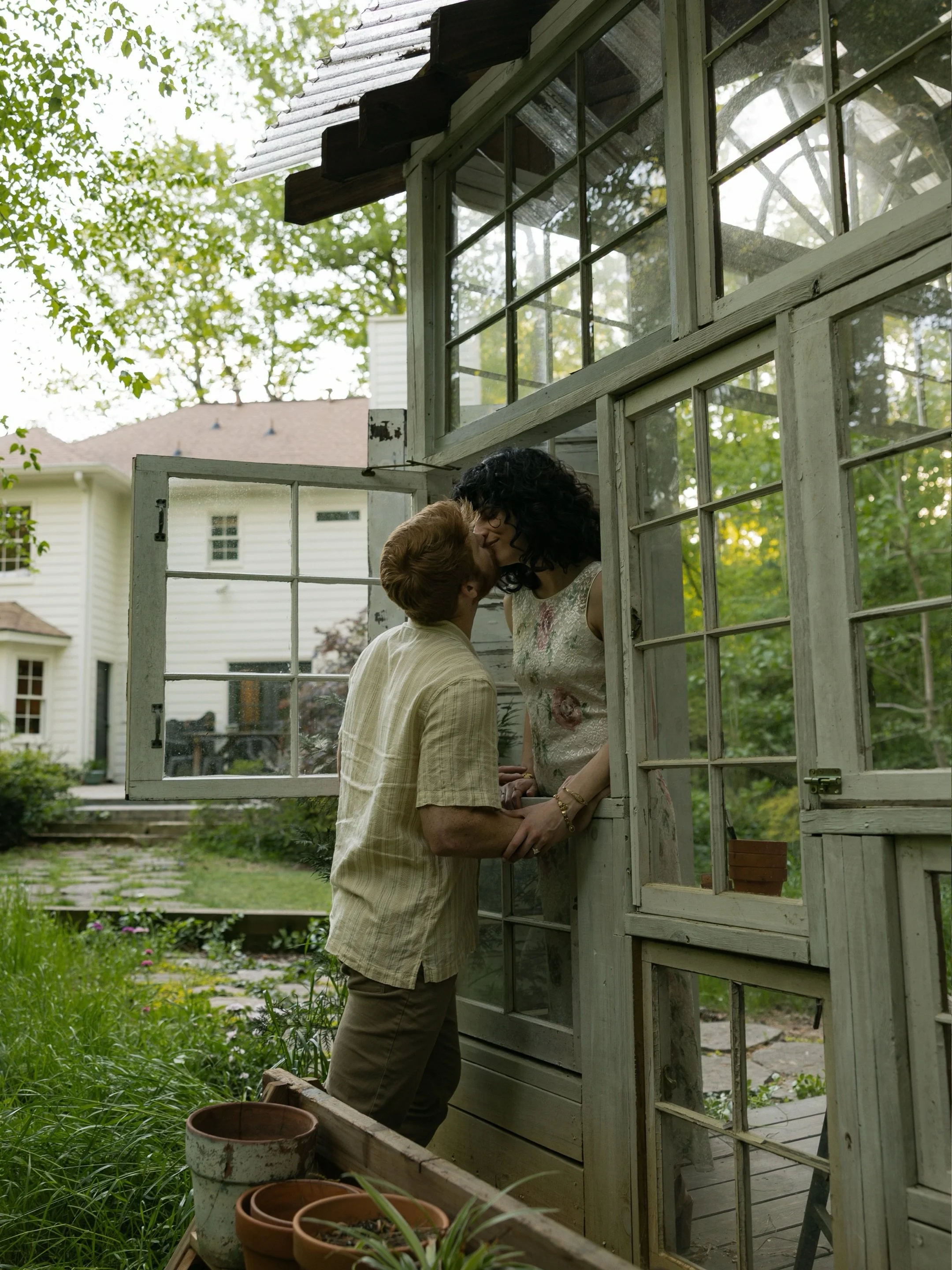 Maddy + Parker 🌱
Some quiet moments at the greenhouse. The feeling of really connecting with my couples is the best! I absolutely adored them, and it was so easy to just get caught up in conversation <3 can&rsquo;t wait for your wedding!!!