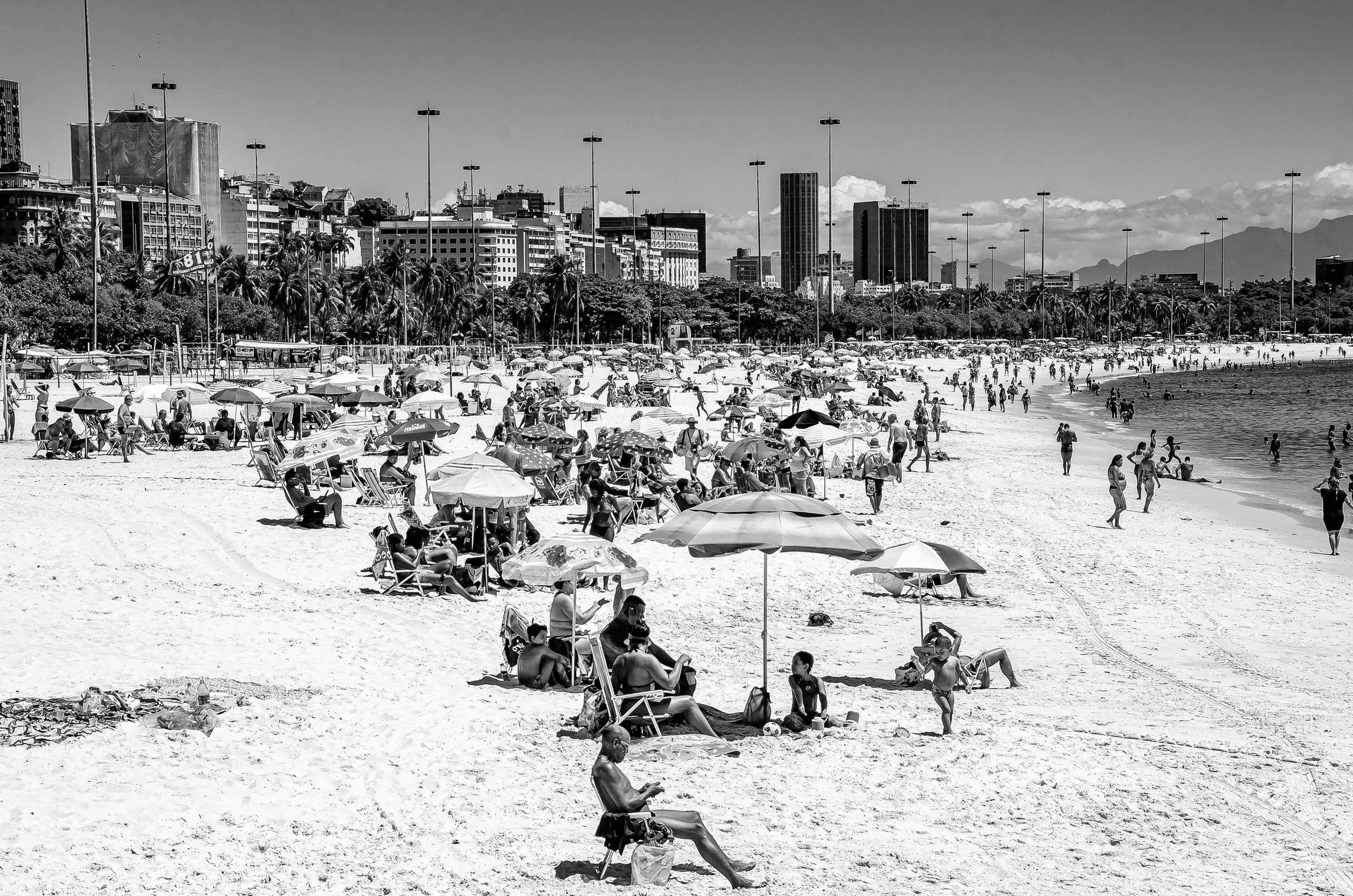 20201129, Aterro 146-Editar(B&W).jpg