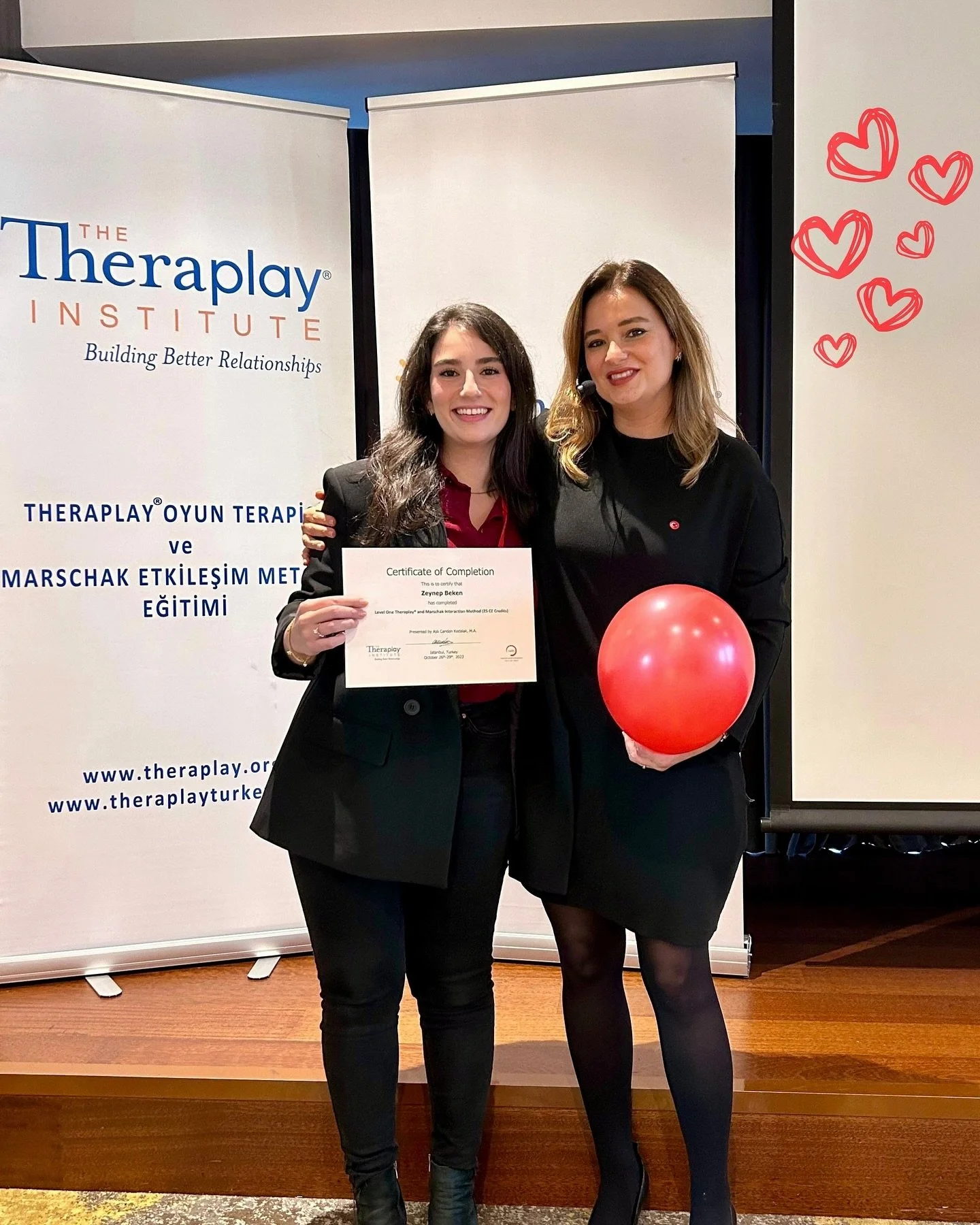 1.Seviye Theraplay Oyun ve Aile Terapisi, Marschak Etkileşim Metodu ve Grup Theraplay eğitimlerimi tamamlayalı tam 1 yıl olmuş! 

Oyun dolu nice yıllara 🫧🎈

#theraplay #theraplayt&uuml;rkiye #theraplayinstitute #grouptheraplay #gruptheraplay