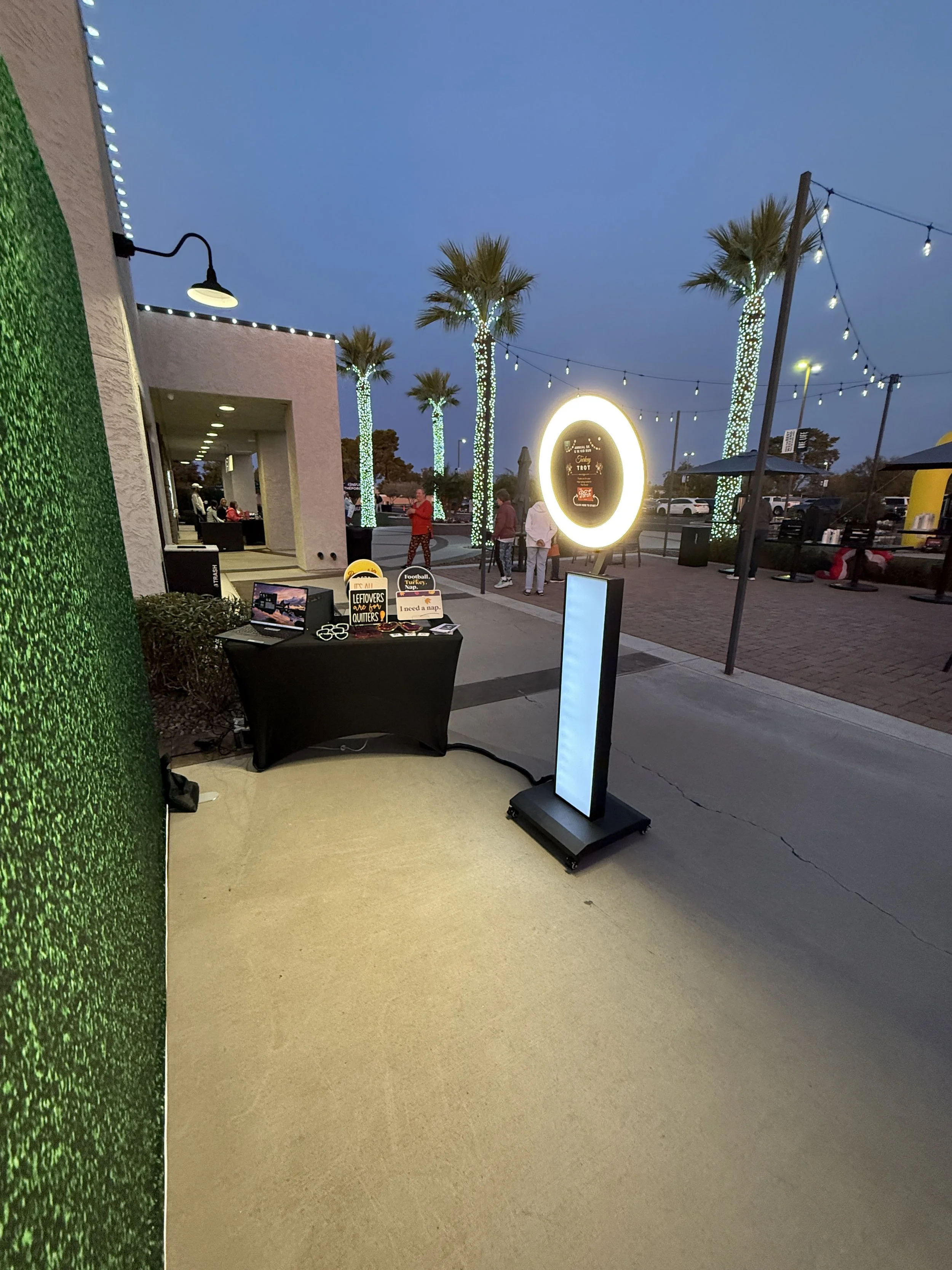 Photo Booth By the Hour/Additional Hour