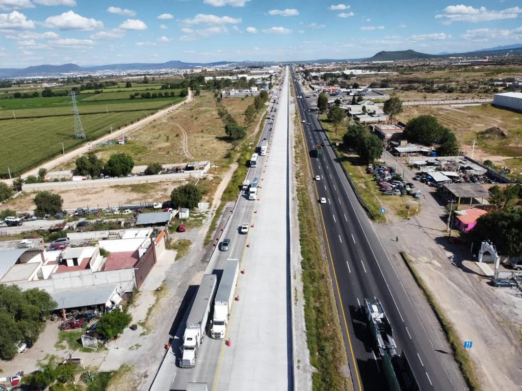Autopista México – Querétaro (KM 166+000 al km 176+000, Cuerpo “A”) | Grupo ESMA