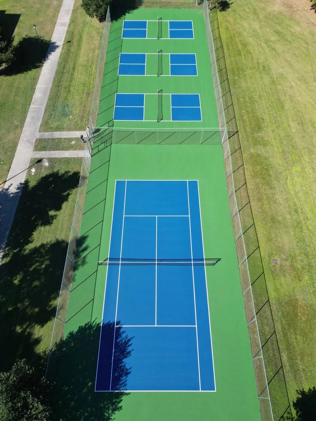 tennis court painted using cushion X
