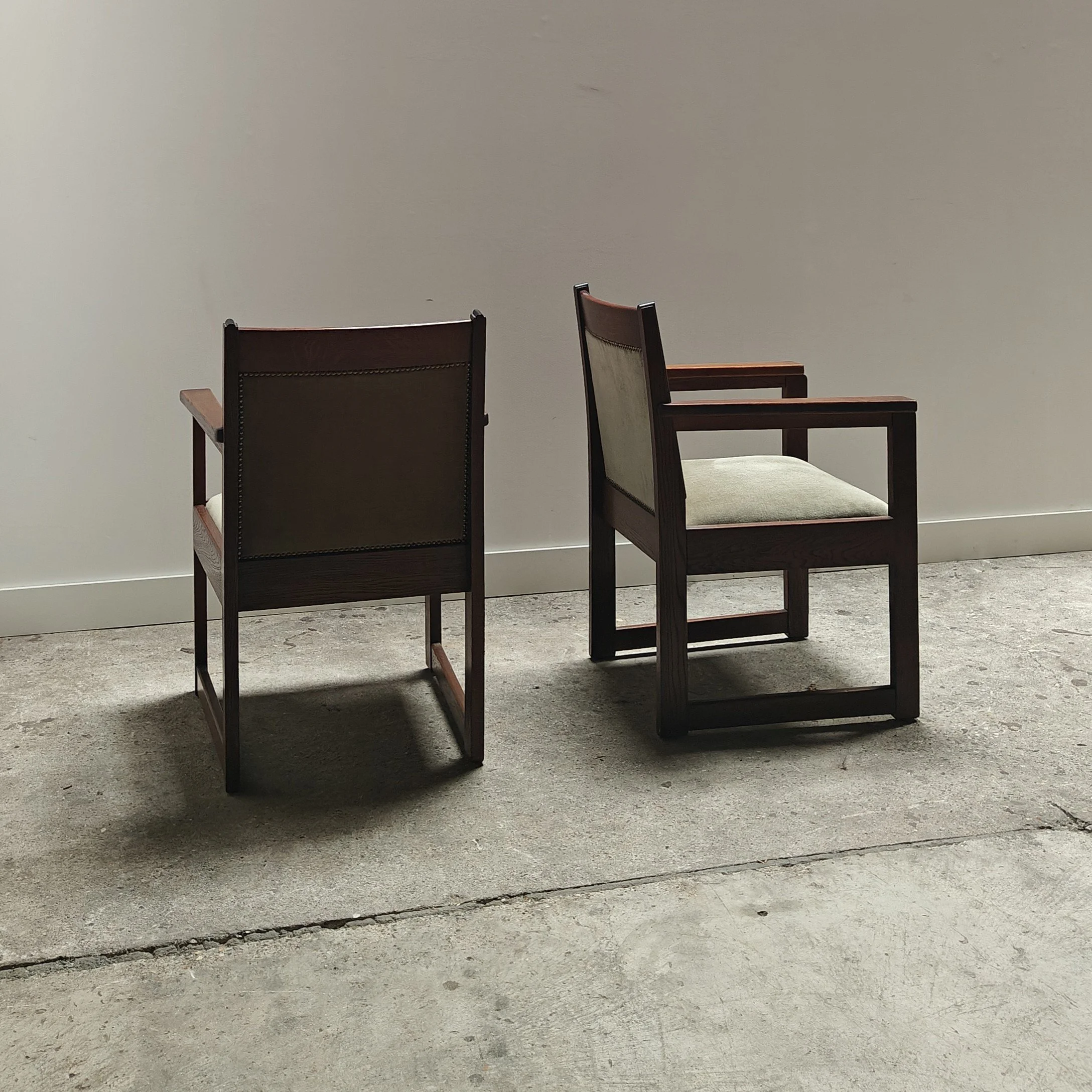 Haagse school armchairs green veloer 14.jpg